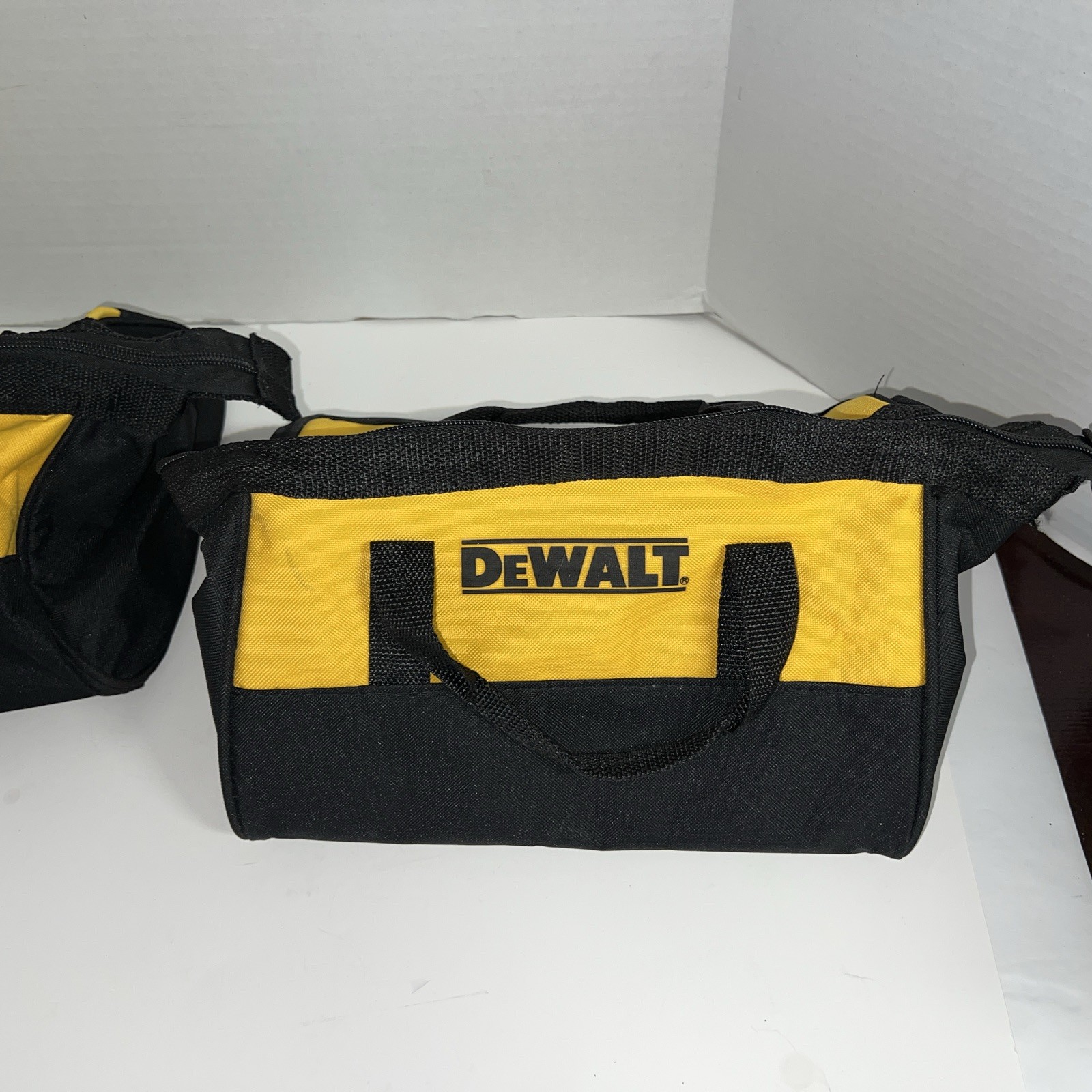 2 PC DEWALT THICK NYLON CONTRACTOR TRADESMAN TOOL CARRY BAG TOTE 11″ X 9″ X 7″
