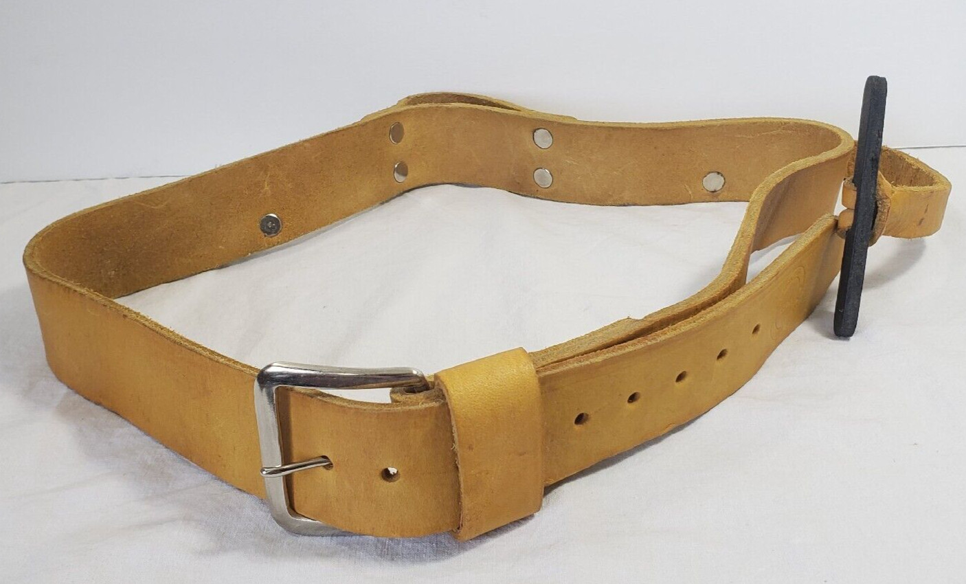 Buckingham 12385M Electricians Leather Tool Belt Brown 34″ to 40″ Binghamton
