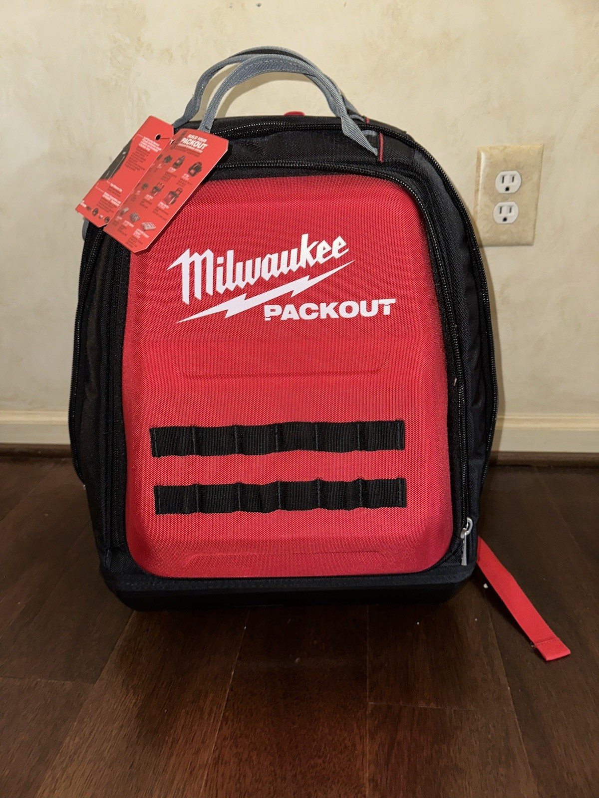 Milwaukee PACKOUT Tool Backpack 48-22-8301 Impact Base Tear Resistant Large