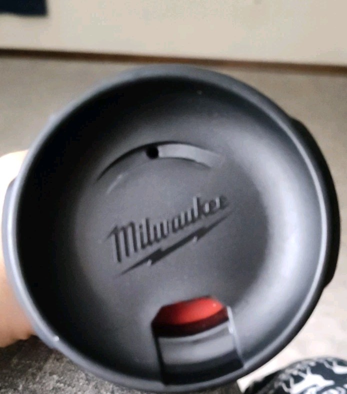 Milwaukee 18Oz Insulated Mug Bottle Black Packout 48-22-8395B