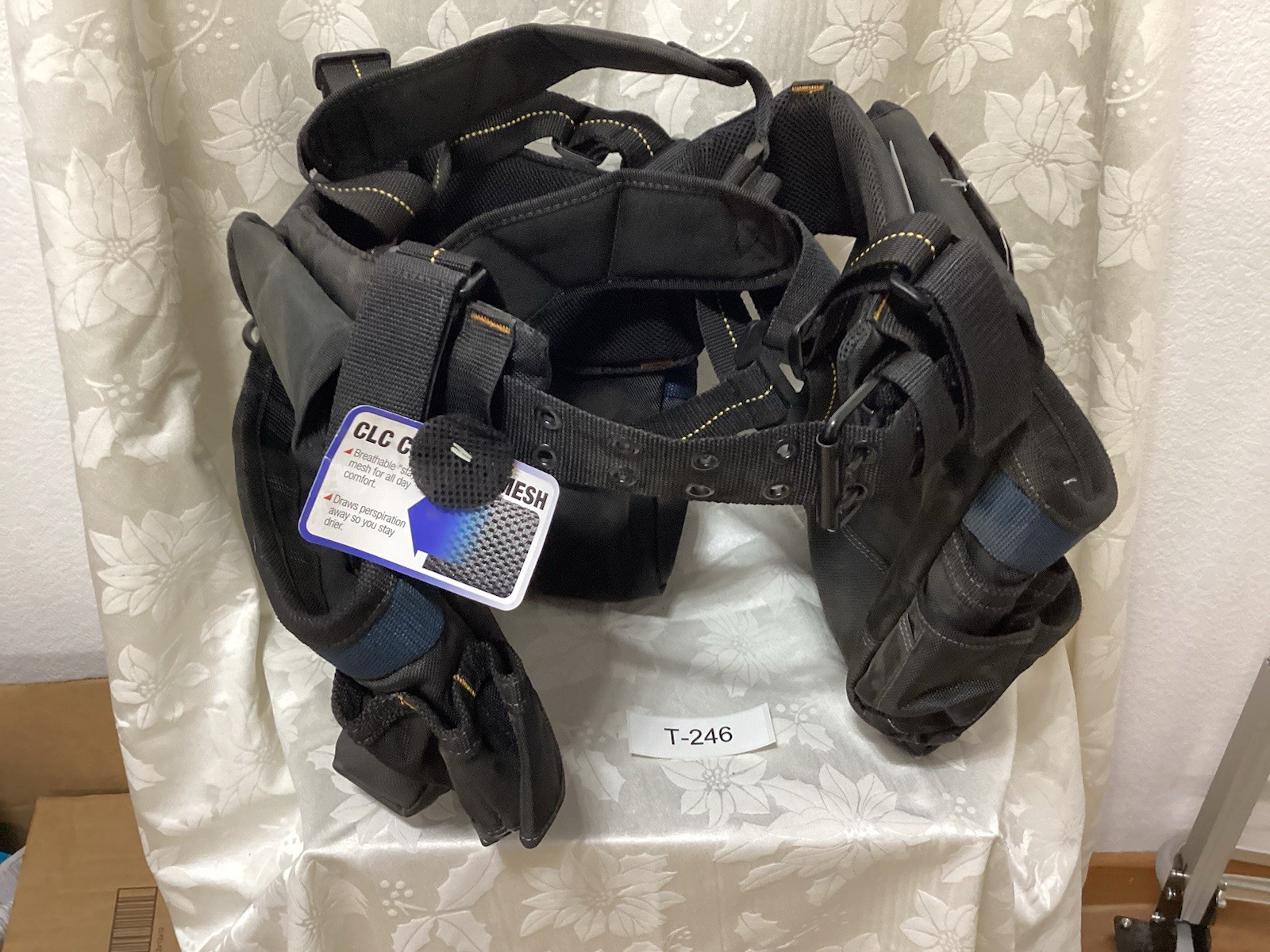 CLC Framing Master 6-Piece 28-Pocket Polyester Tool Belt, Black/Gray 12617 T-246