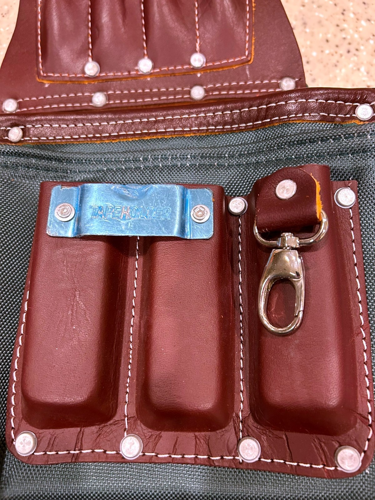 NEW FUERI Electrician’s Heavy Duty 26 Pocket Leather-Nylon Tool Belt & Bag Combo