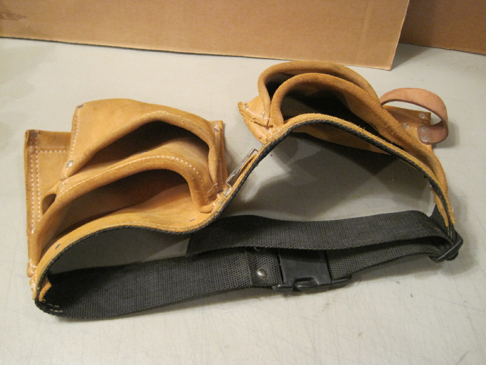CLC Custom LeatherCraft Heavy Duty Suede Leather Tool Holder Belt 370X2