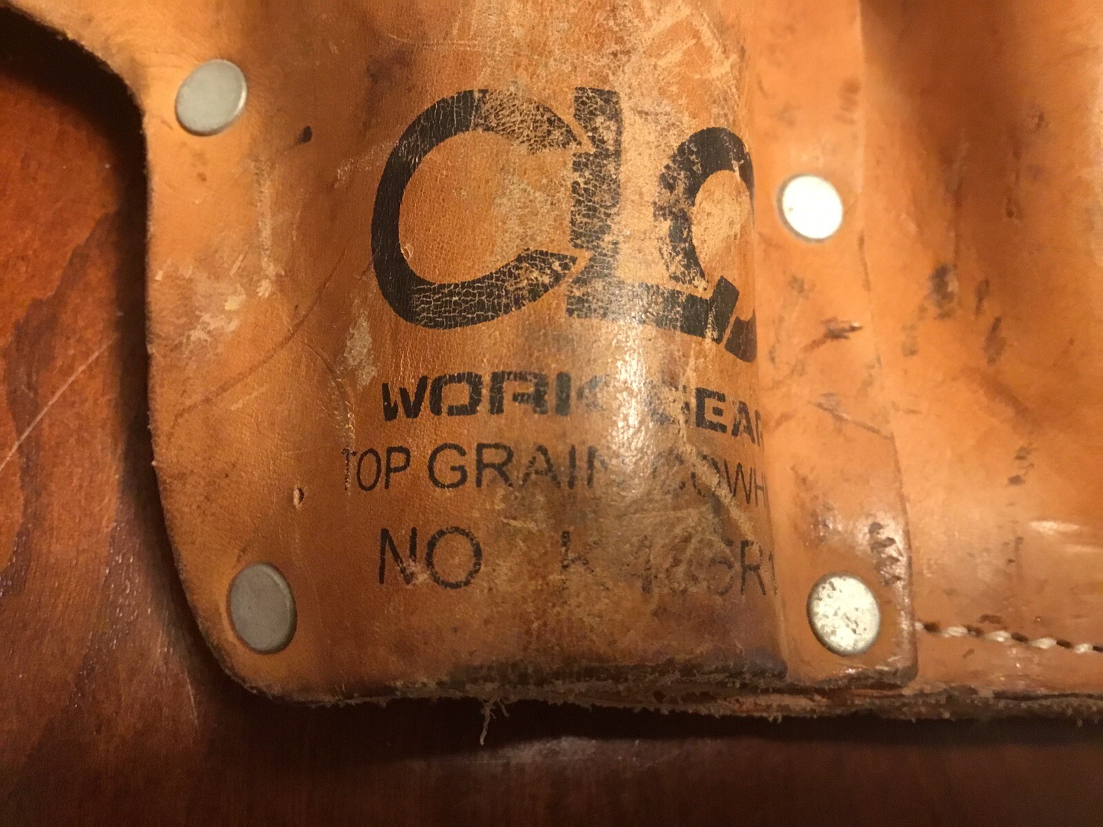 CLC Work Gear Top Grain Leather Tool Belt 7 Pocket Pouch Heavy Duty Used 10.5”