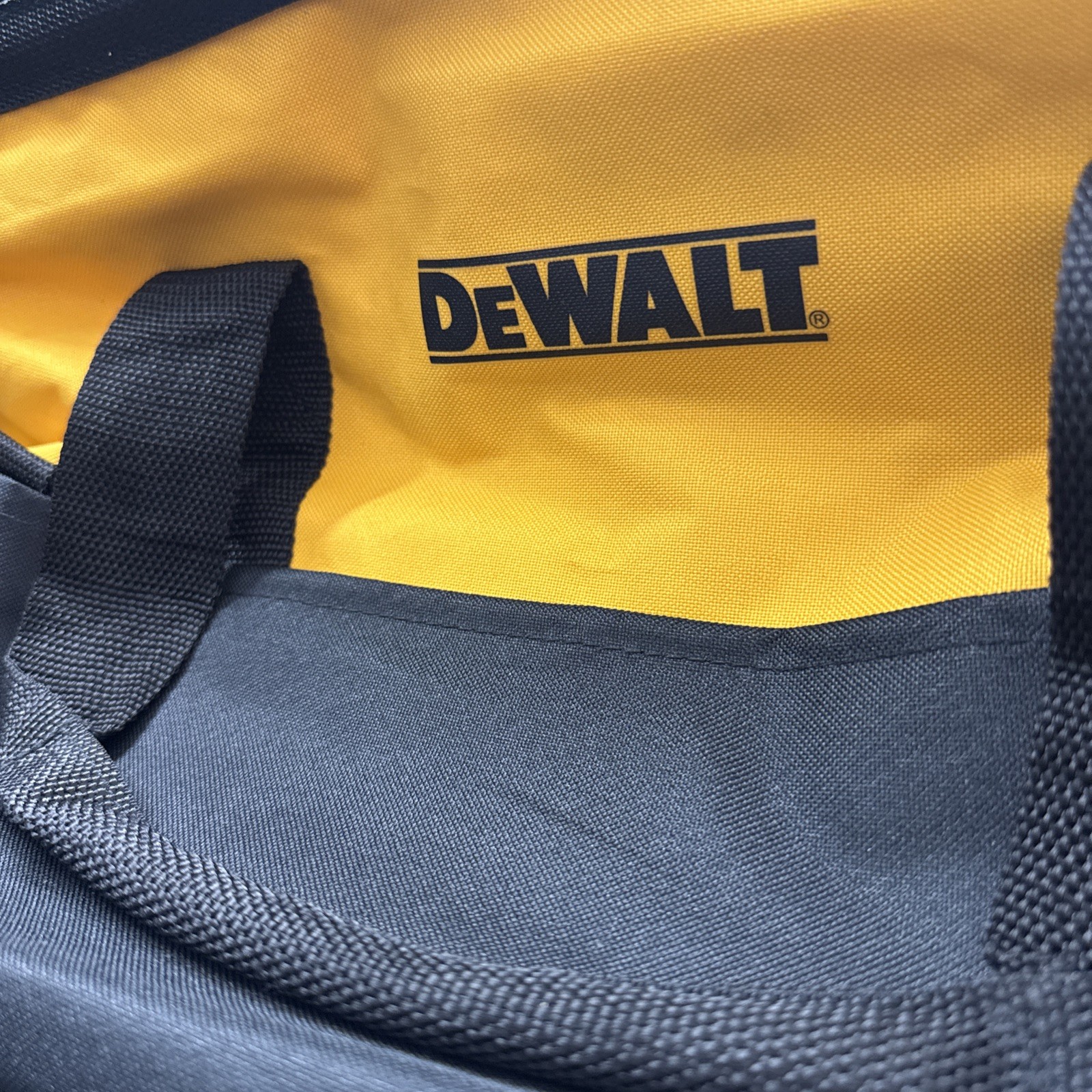 Dewalt DCK024 24″ Tool Bag Heavy Duty Ballistic Nylon 24” x 12″ x 12″