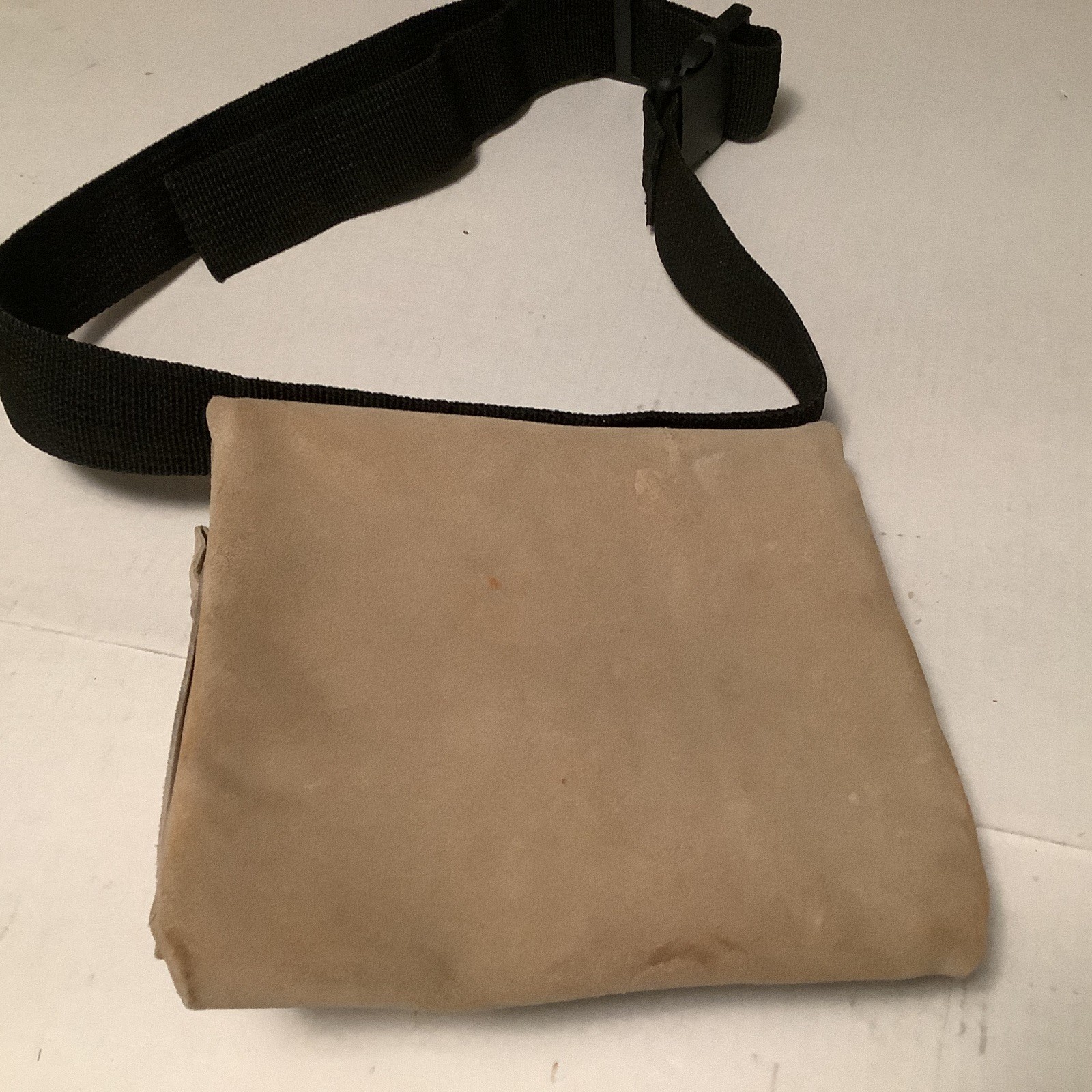 McGuire-Nicholas 5 Pocket SuedeFramer’s Combo Adjustable Tool Belt, Beige