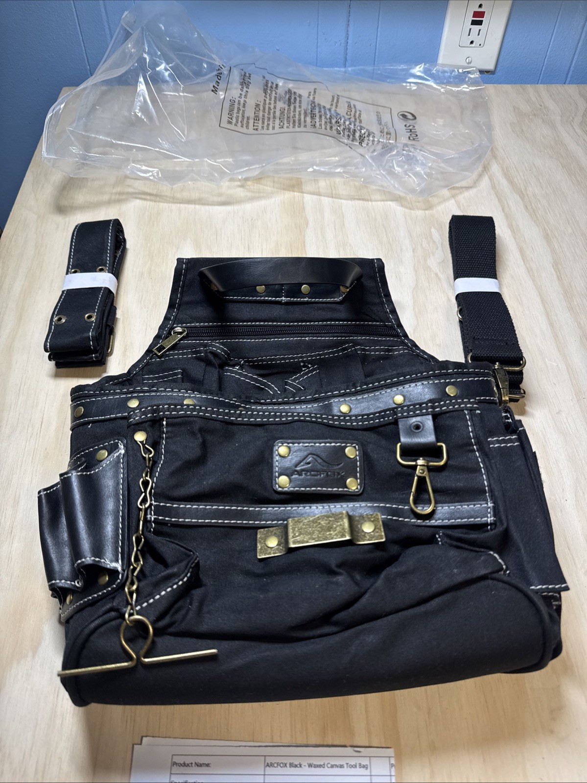 ARCFOX Black – Waxed Canvas Tool Pouch.