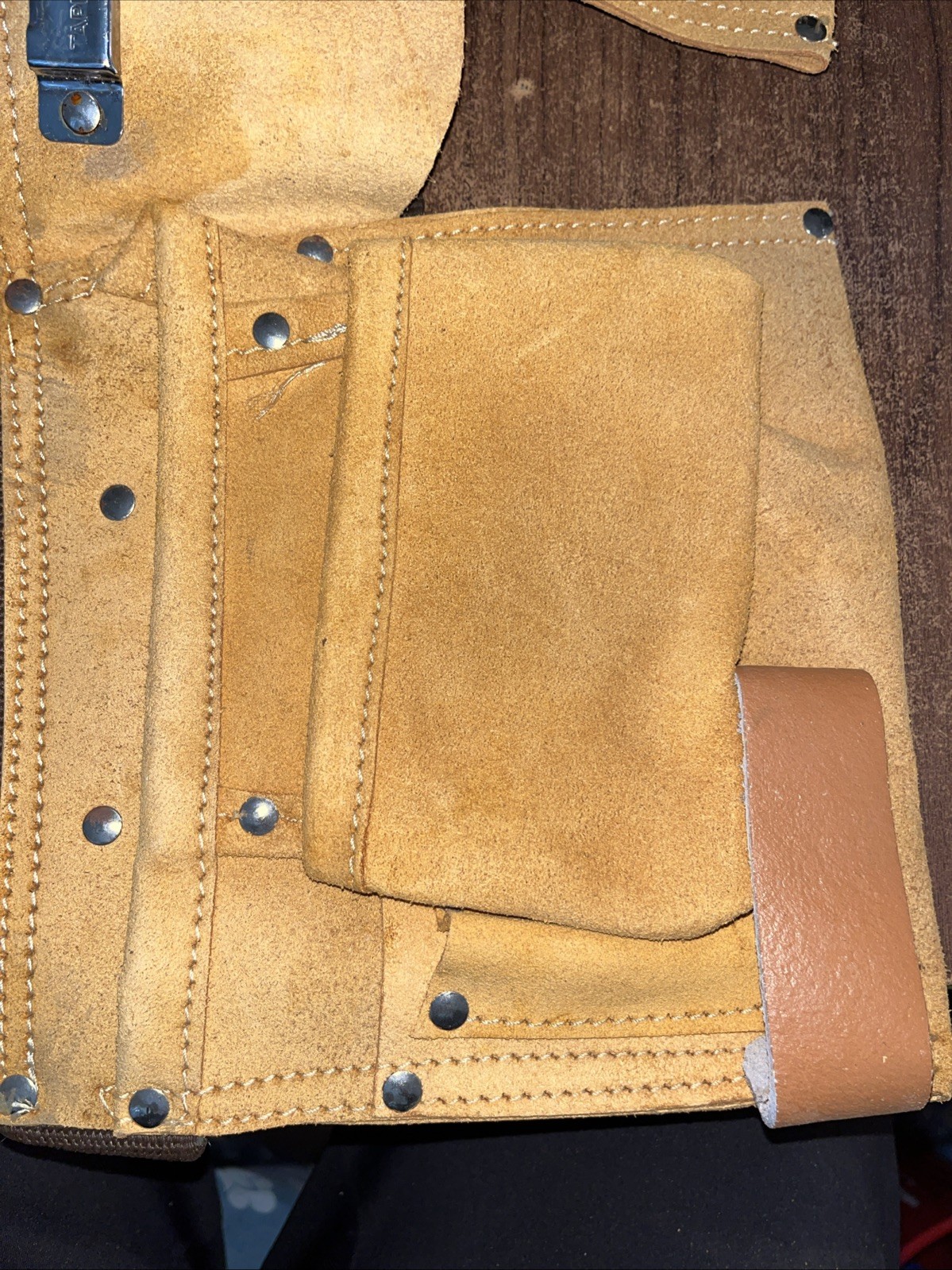 TUFF STUFF 11-Pocket Suede Leather Tool Apron in Gold