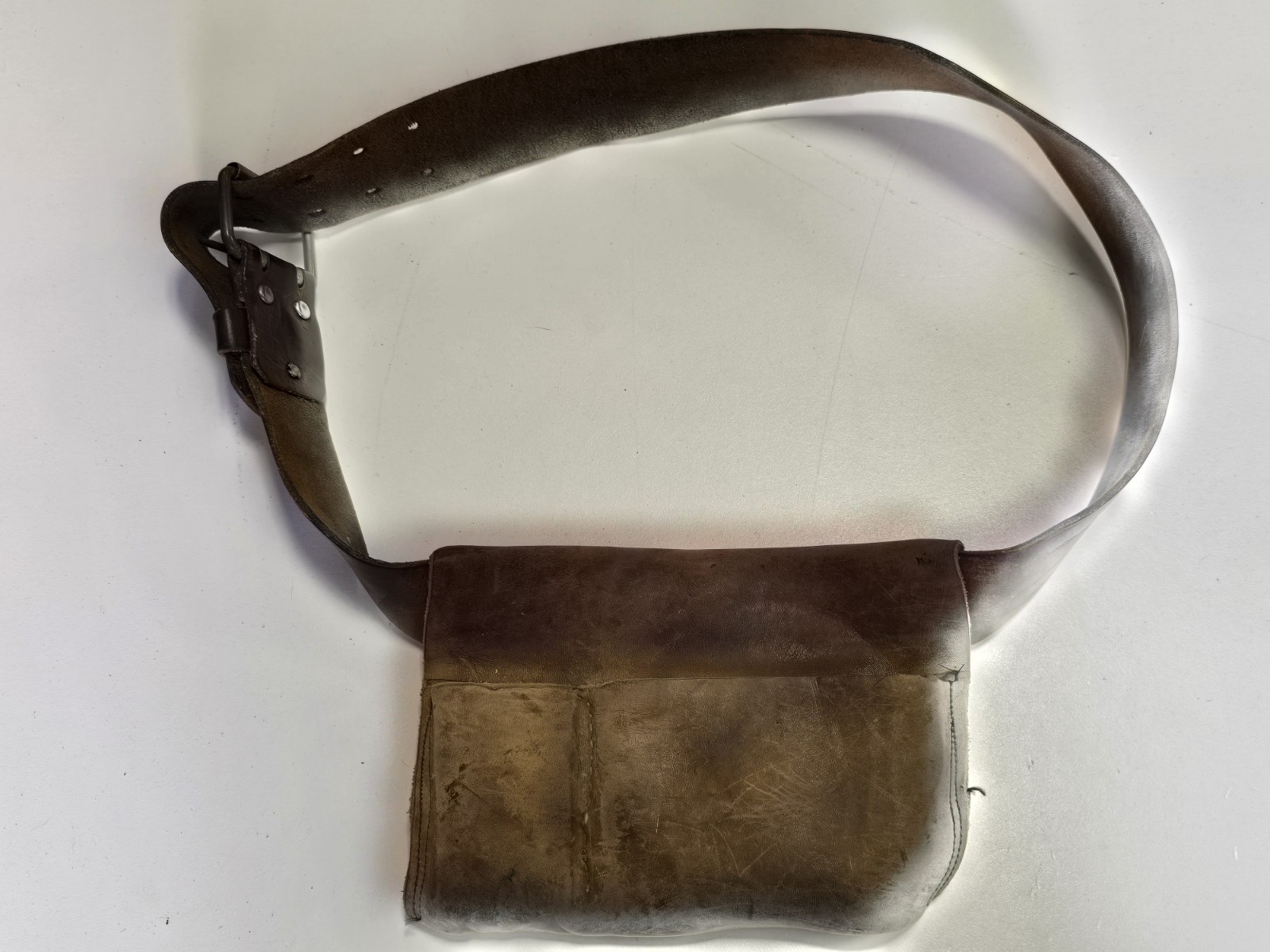 Leather Tool Belt w/ Fiberglass Tape & Sonic Yardstick