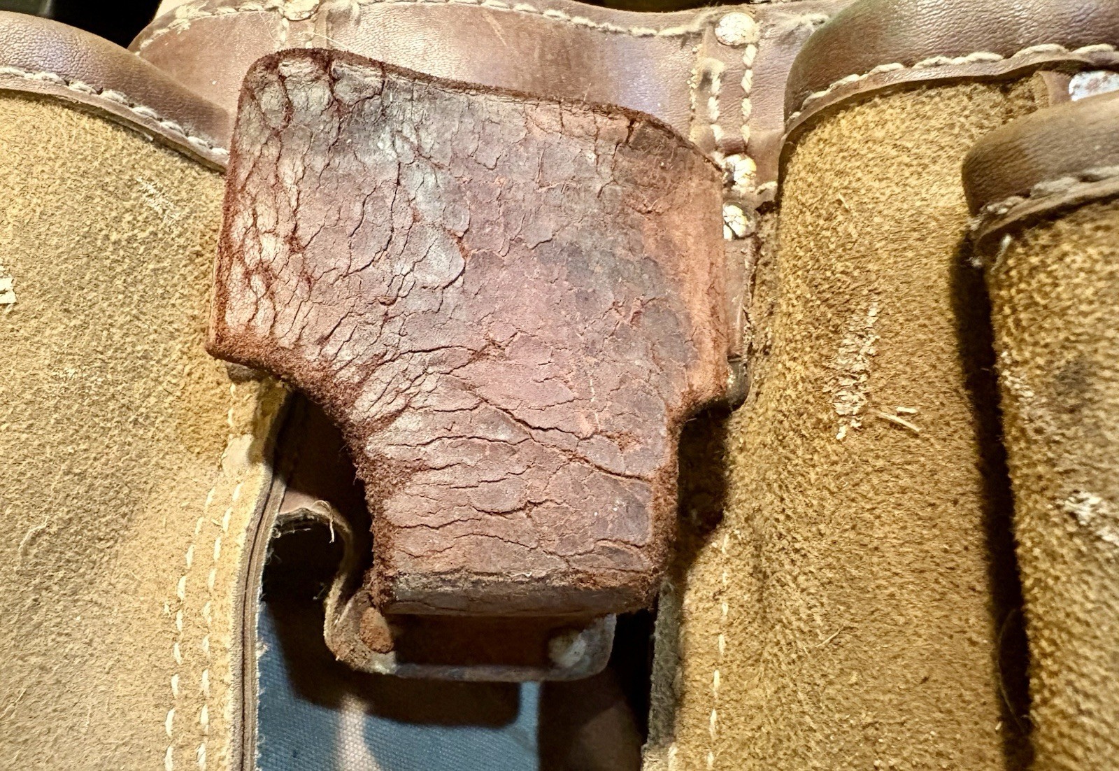 2 LEATHER TOOL BELT POUCHES – USED & NEW