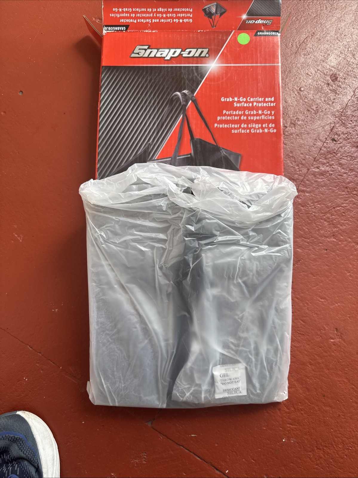 Snap-On GRABNGOBLK Fold Up Tool Tote Carry Bag Protective Work Mat BLACK NEW