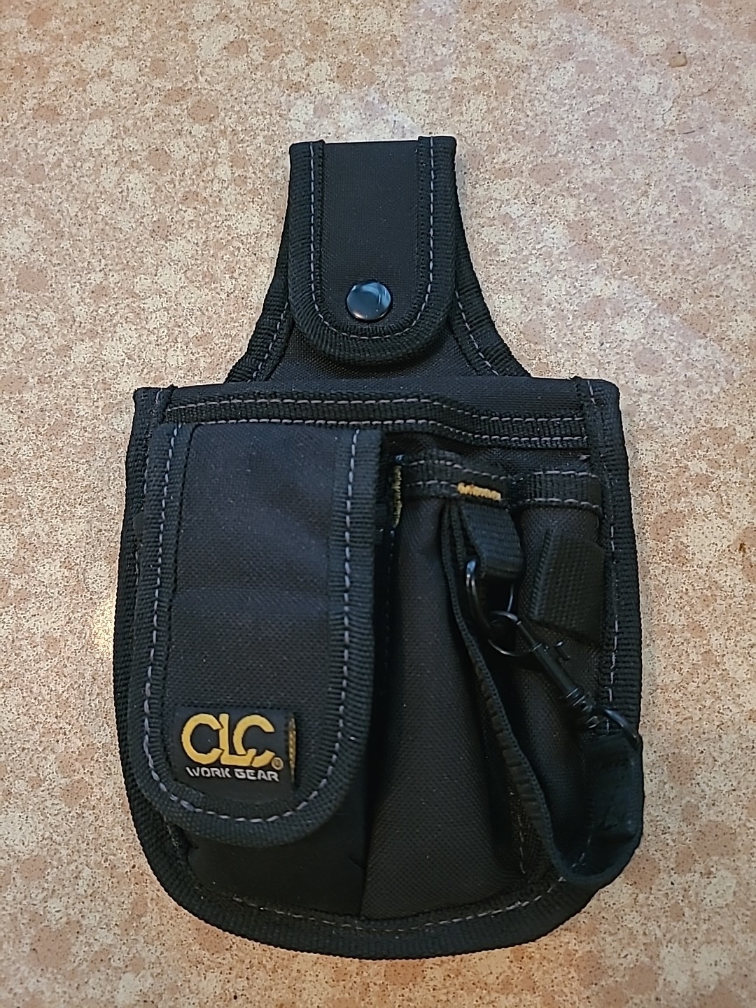 CLC Custom Leathercraft 1501 Fabric 4 Pocket Tool & Cell Phone Holder With Belt