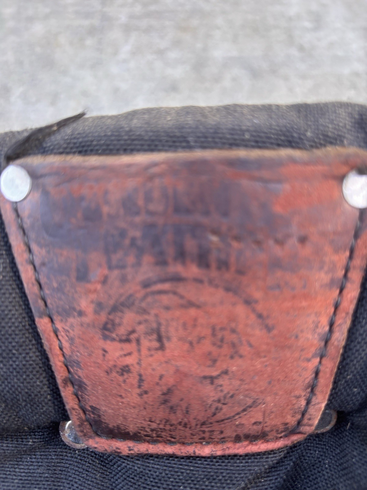 OCCIDENTAL LEATHER & NYLON TOOL NAIL BAG SETUP FRAMER