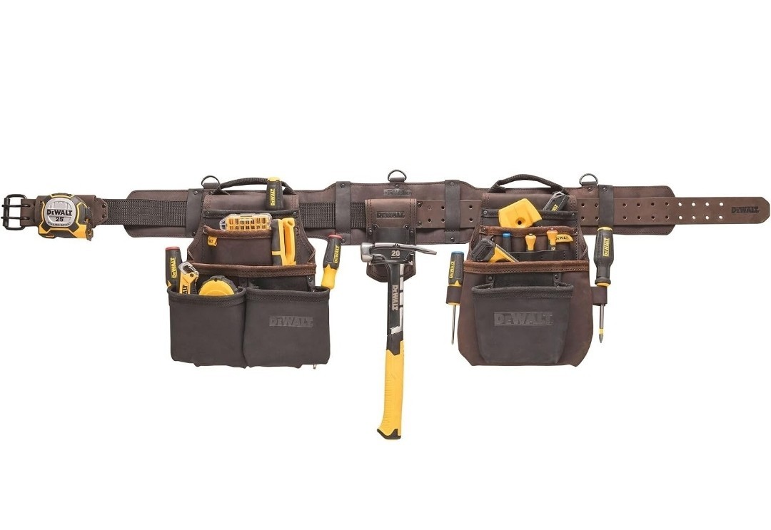 DeWalt DWST550113 Leather Tool Rig Heavy Duty Multiple Pockets Adjustable Belt