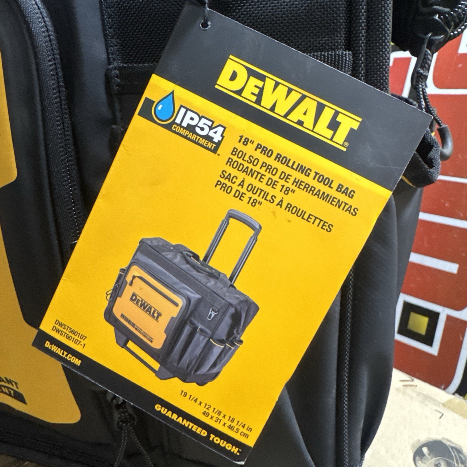 (In the USA) DeWALT DWST560107 18″ PRO Durable Water Resistant Rolling Tool Bag