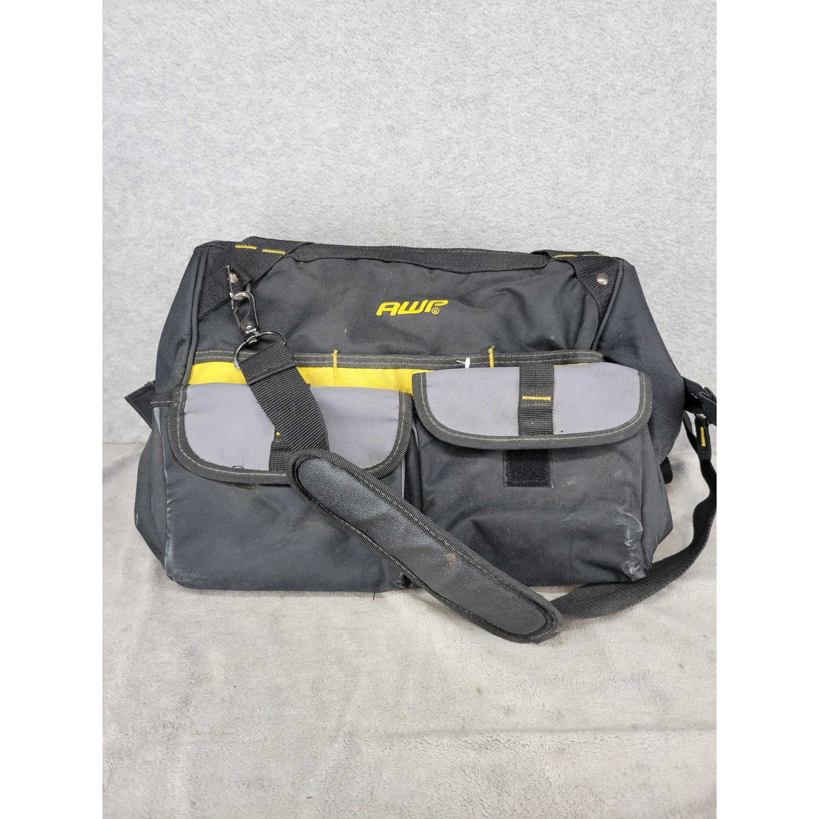 AWP Tool Bag 36-055-02 Black Yellow Multi-Pocket Shoulder Strap 17 Inch