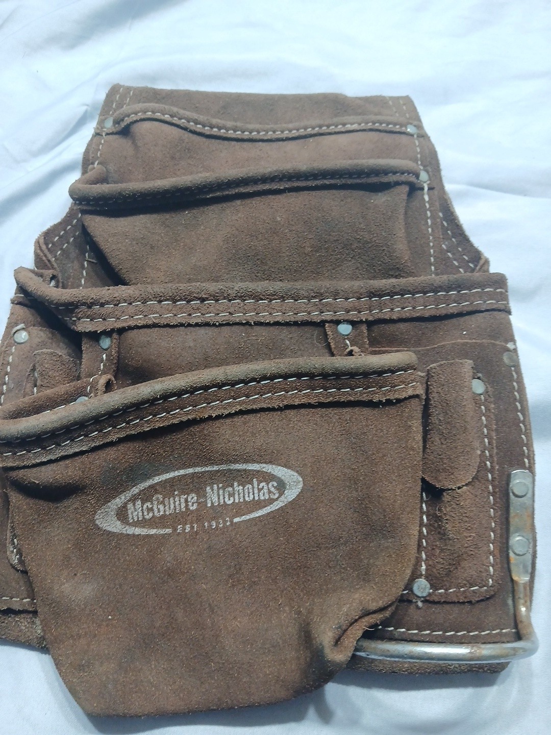 McGuire Nicholas Nail And Tool Pouch Leather Suede Size Medium Hammer Hook