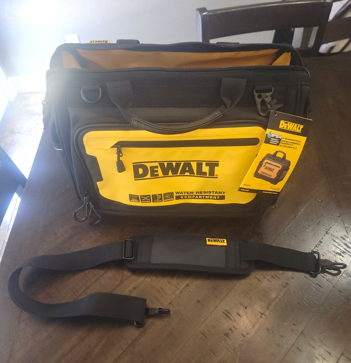 DEWALT 16″ Pro Open Mouth Tool Bag w/ Handle, Black/Yellow [NOT USED]