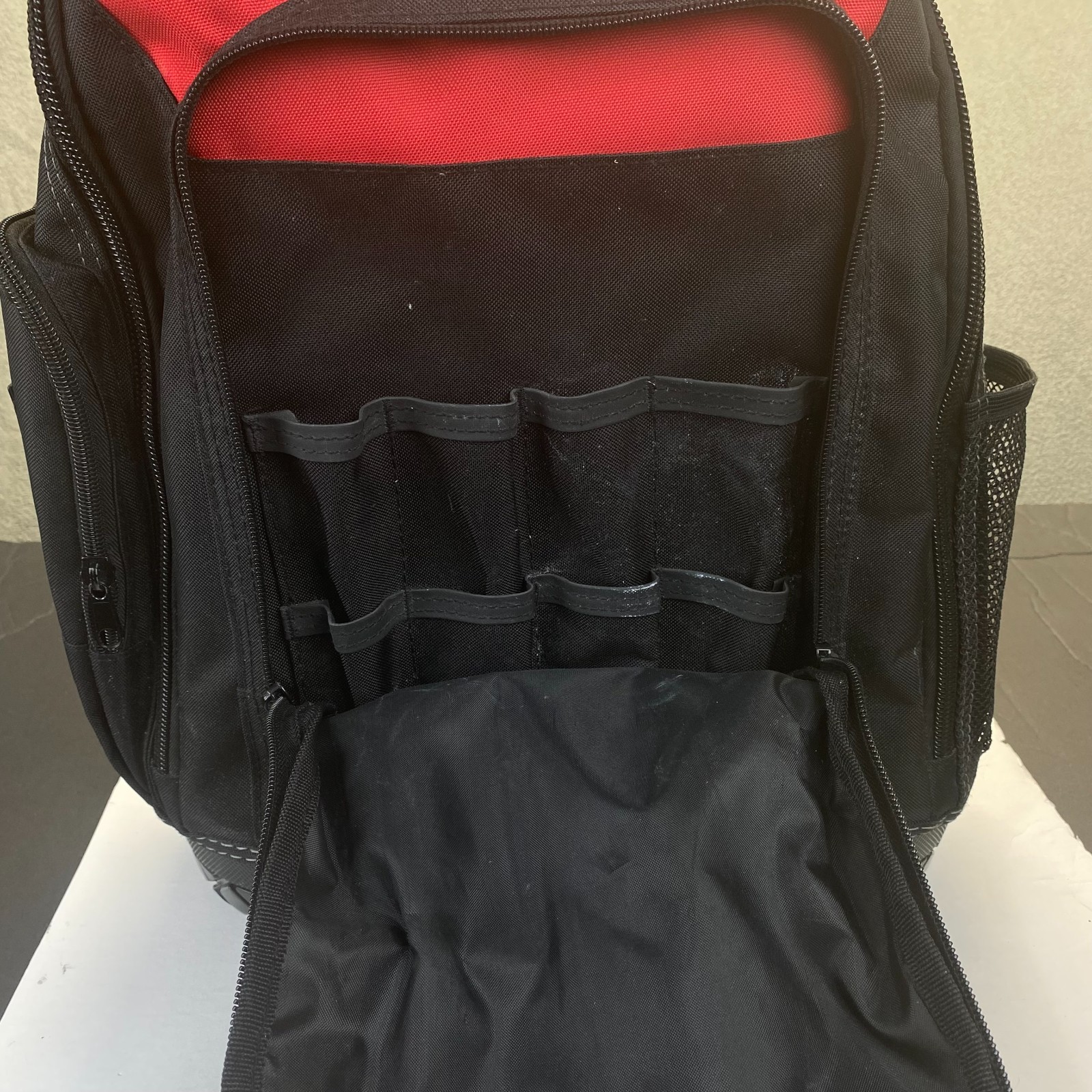 Husky Pro Tool Backpack Heavy Duty Rubber Bottom Storage Bag (H-68003-03)