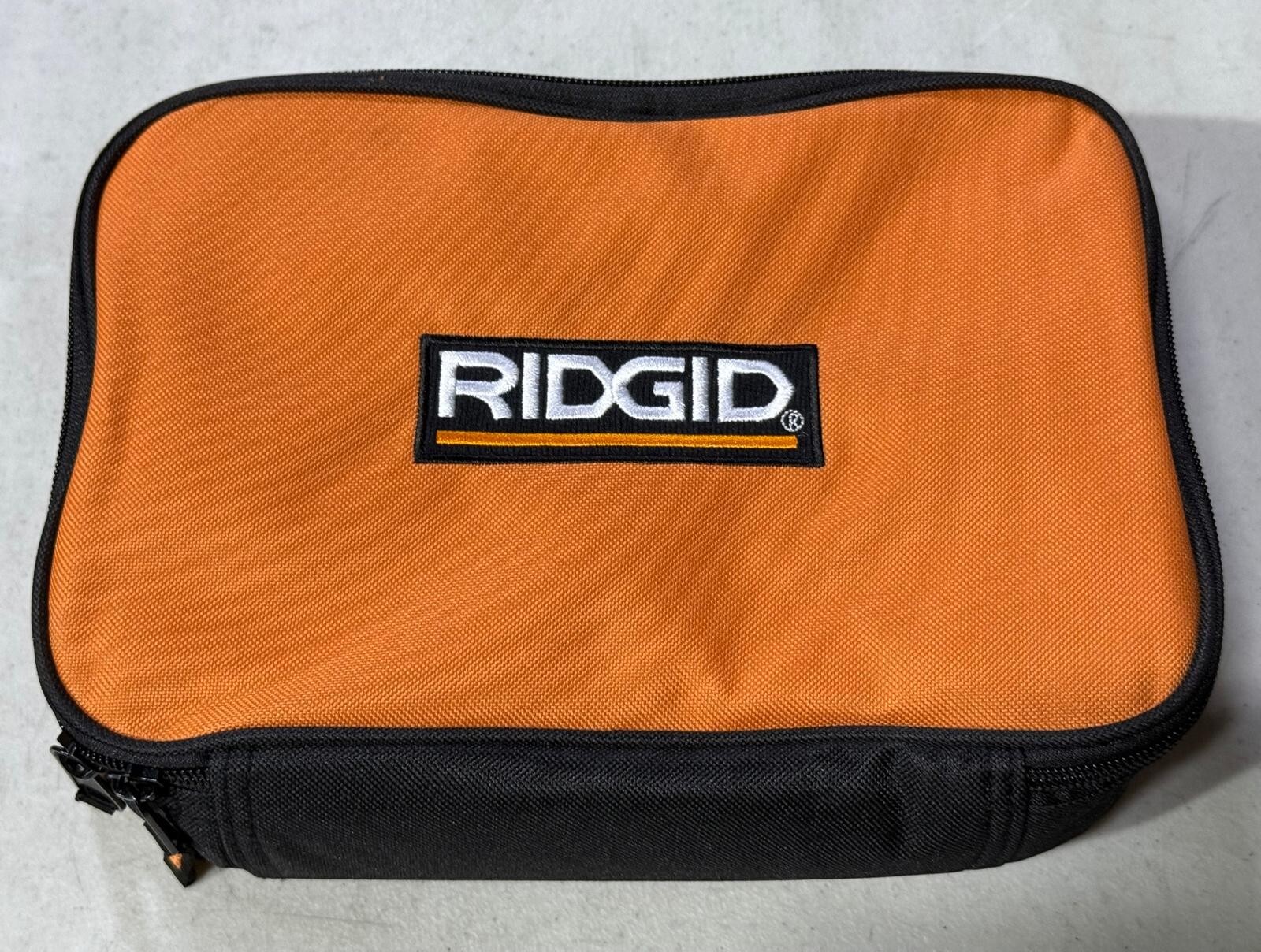 New RIDGID 903211076 & 10.5” x 7” x 4” Heavy Duty Contractors Tool Bag