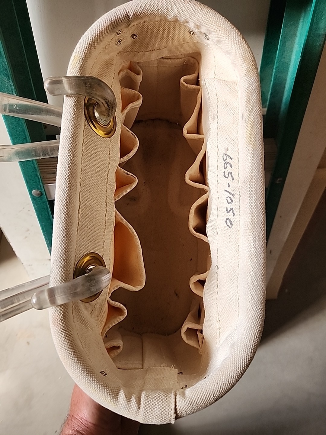 F45 HALL’S SAFETY WHITE CANVIS LINEMAN BAG 7 X 15x 10tall INCHES w hooks
