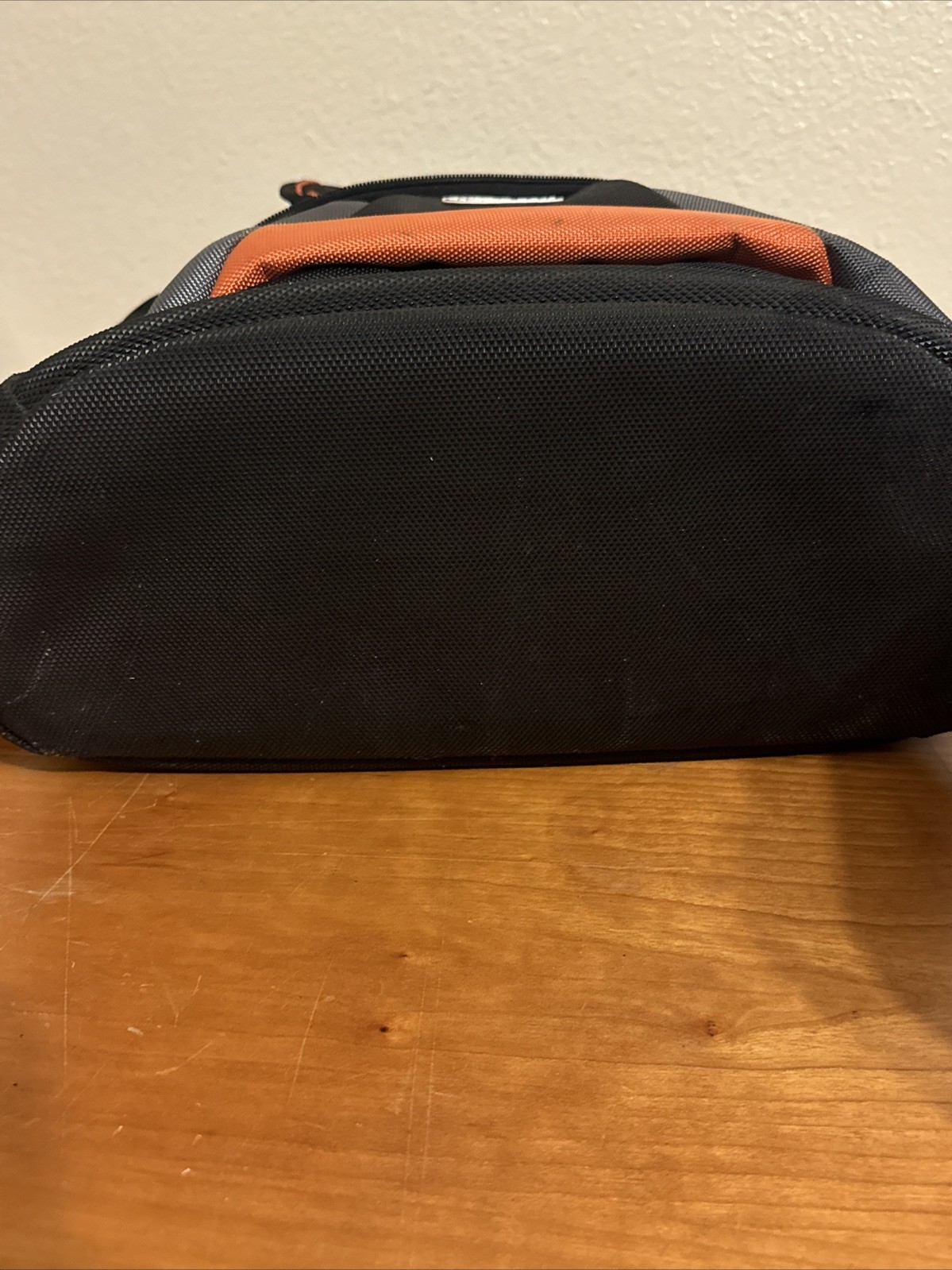 KLEIN TOOLS Tradesman Pro Tool Backpack Electrician Hard Bottom Great Condition!
