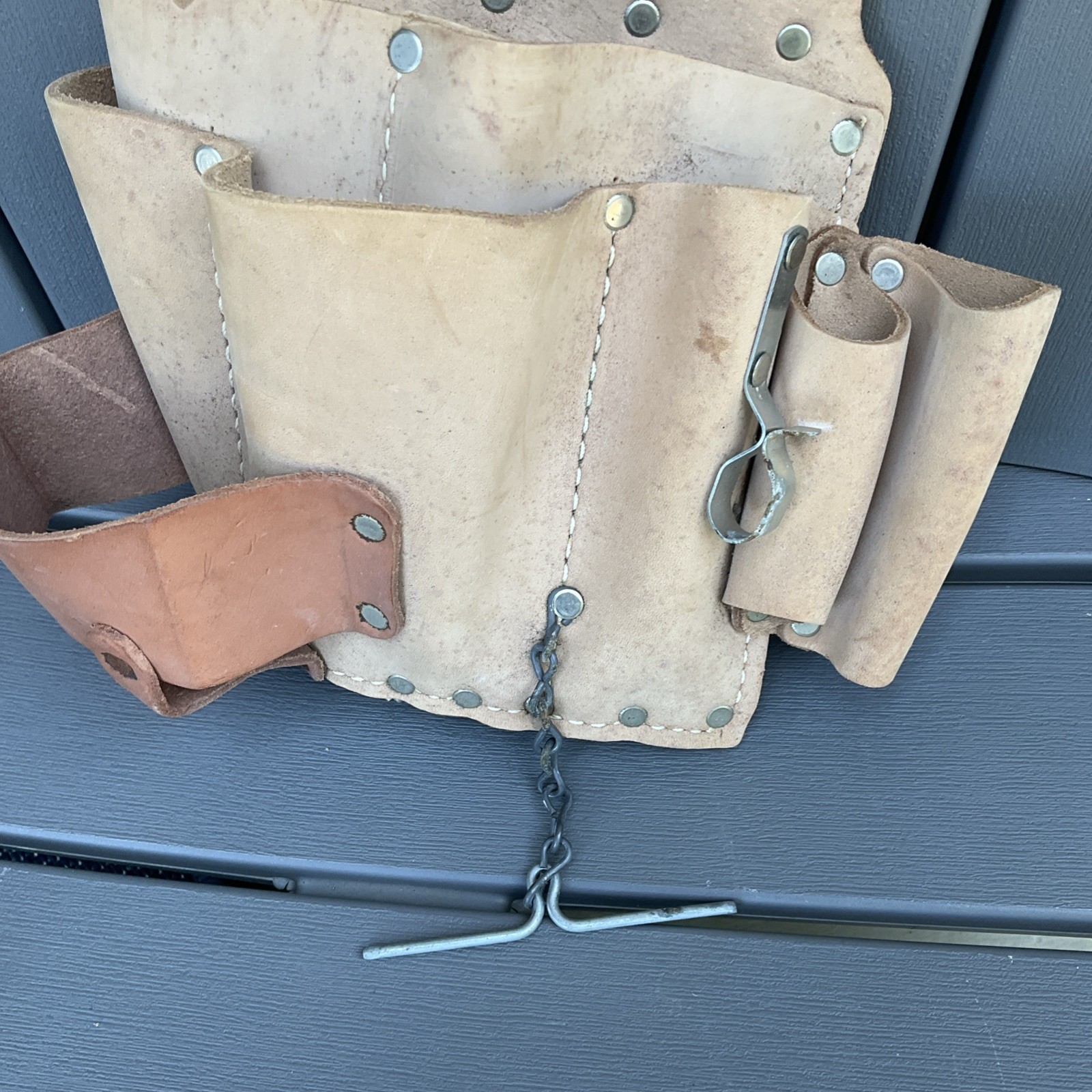 Nicholas No.500 10 pocket Electrician’s Tool Pouch Top Grain Cowhide Leather NOS