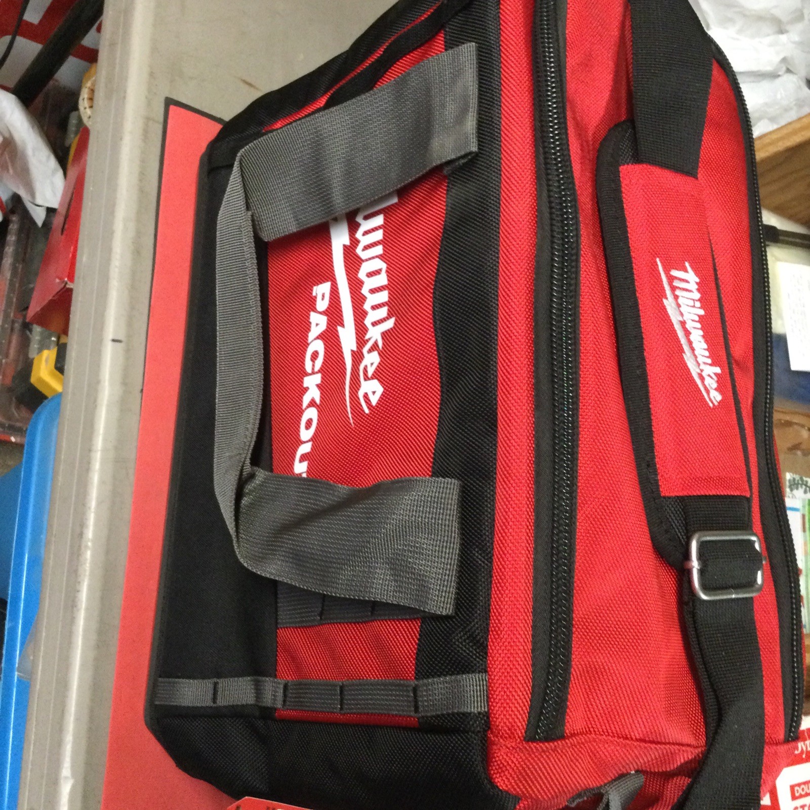 Milwaukee 15” Pack out Tool Bag Model 48-22-8321 (new)