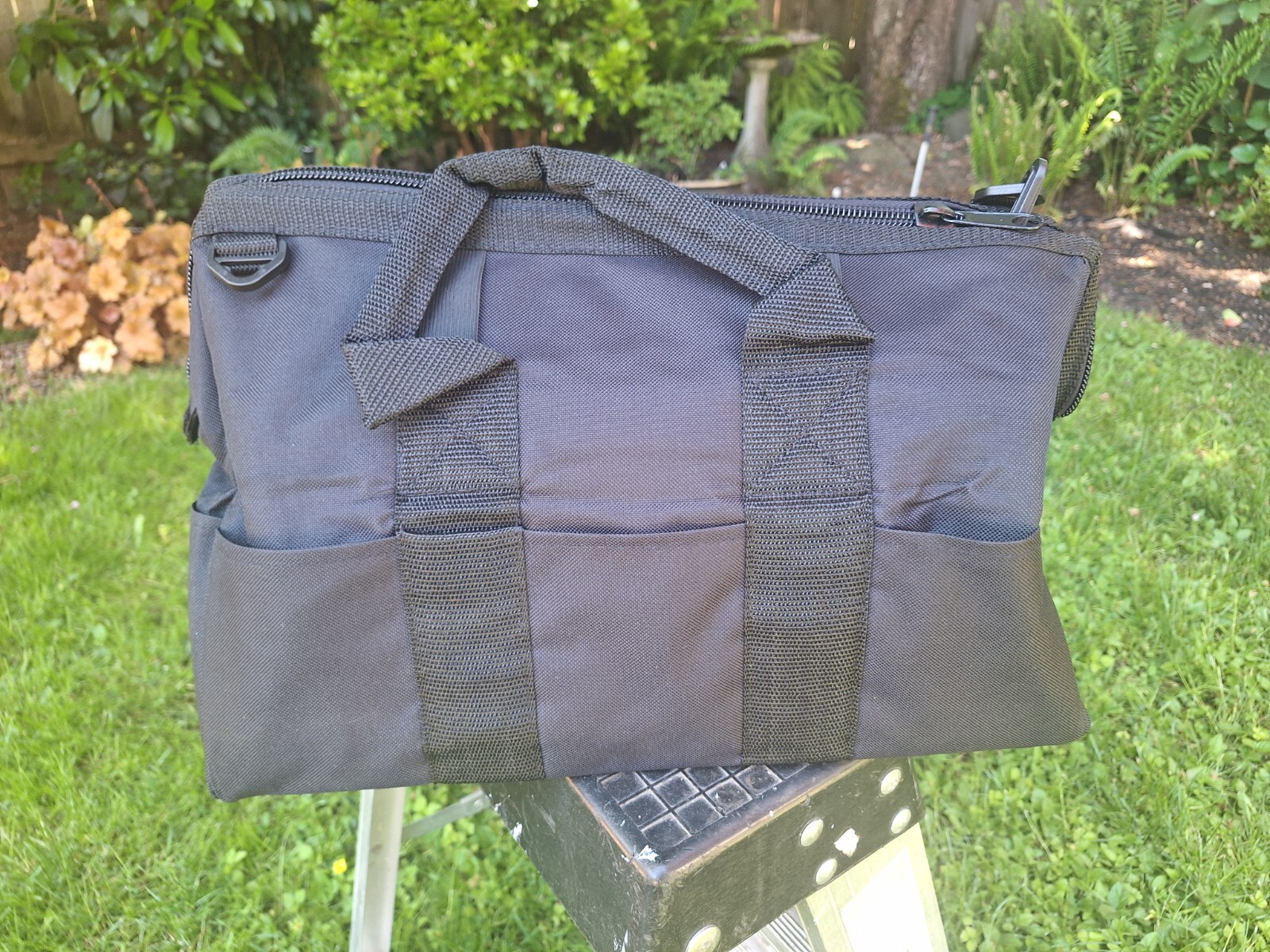 Tool Bag 16x9x10 Heavy-Duty