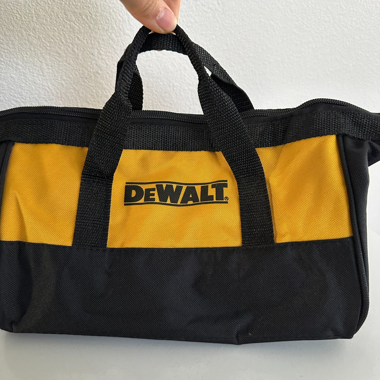 NEW DeWalt Ballistic Nylon Tool Bag Yellow Black Top Handle Zipper 12″x8″x6″