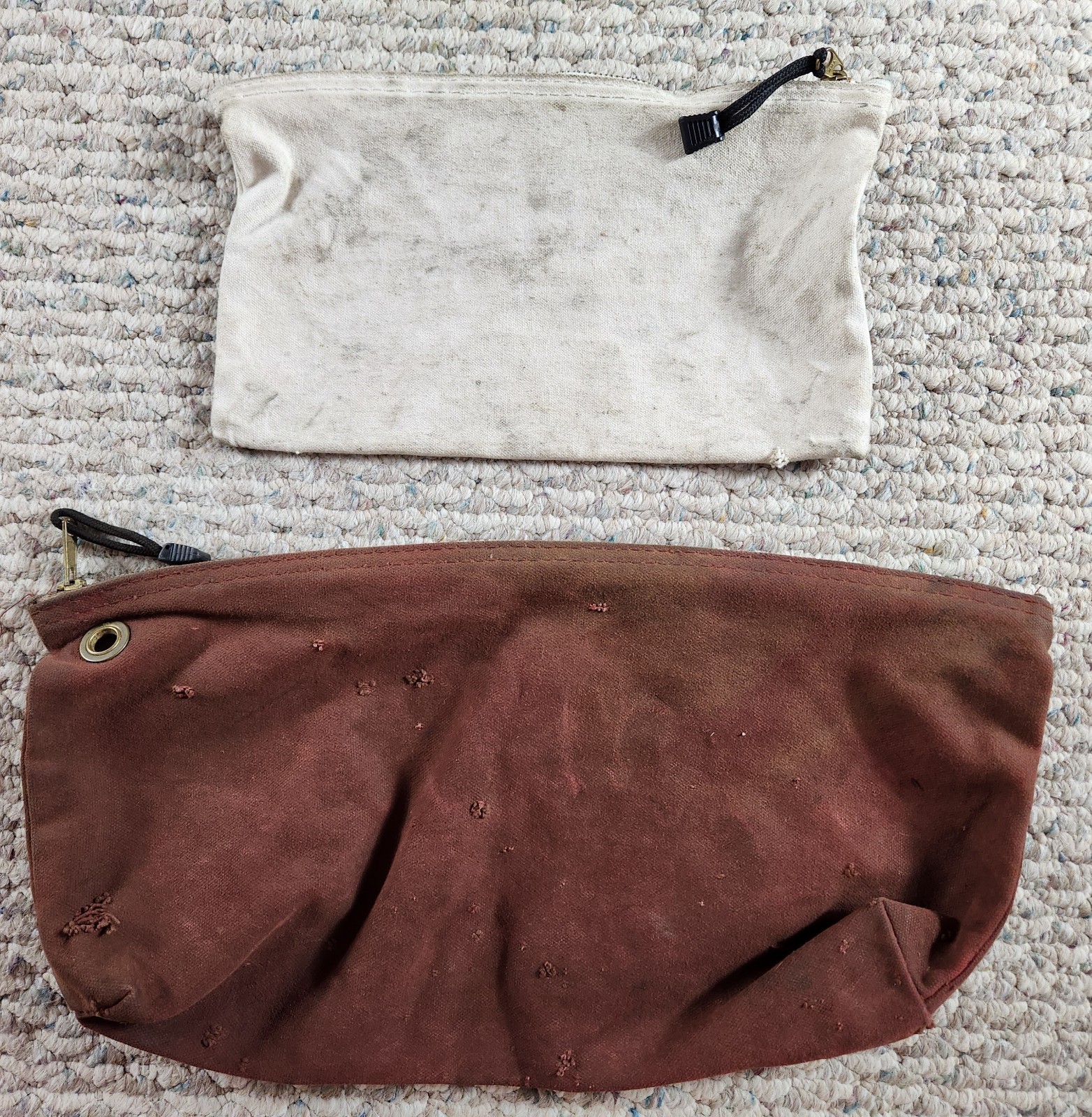 Pair Lot KLEIN TOOLS 5539LRED Canvas Bag and 5139 Pouch Tool Carry Used
