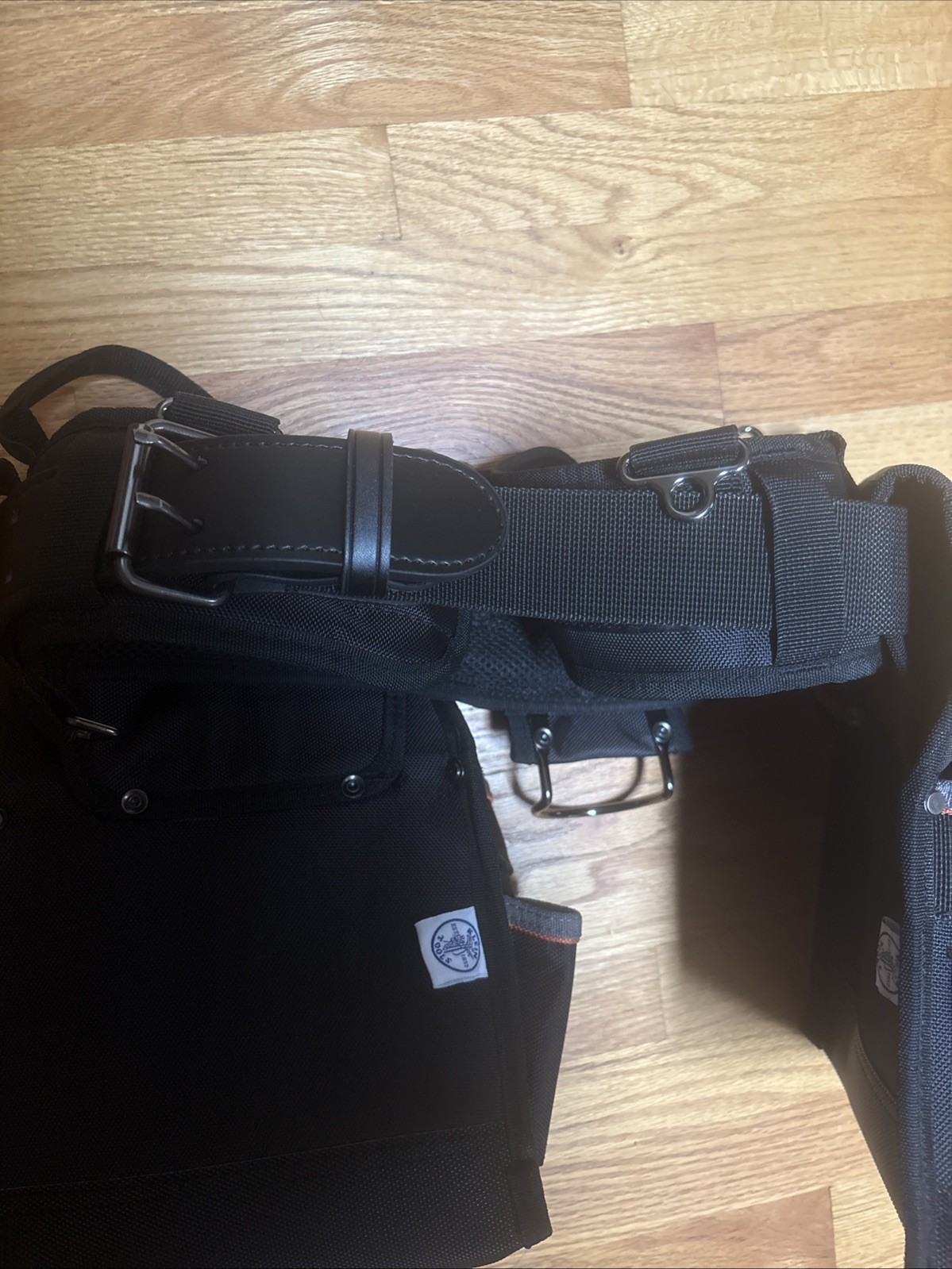 Klein Tools 55429 Tradesman Pro Electrician’s Padded Tool Belt Tool Pouch (M)