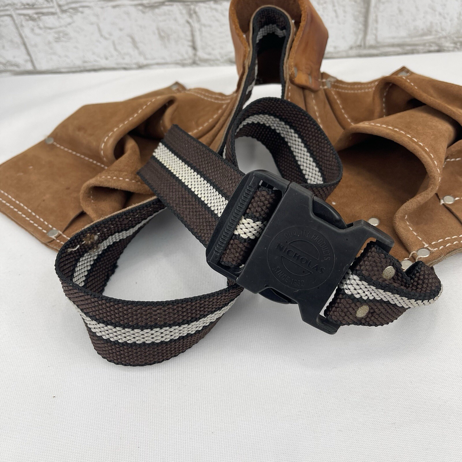 Vintage Nicholas Top Grain Leather Split Cowhide Adjustable Tool Belt #493X