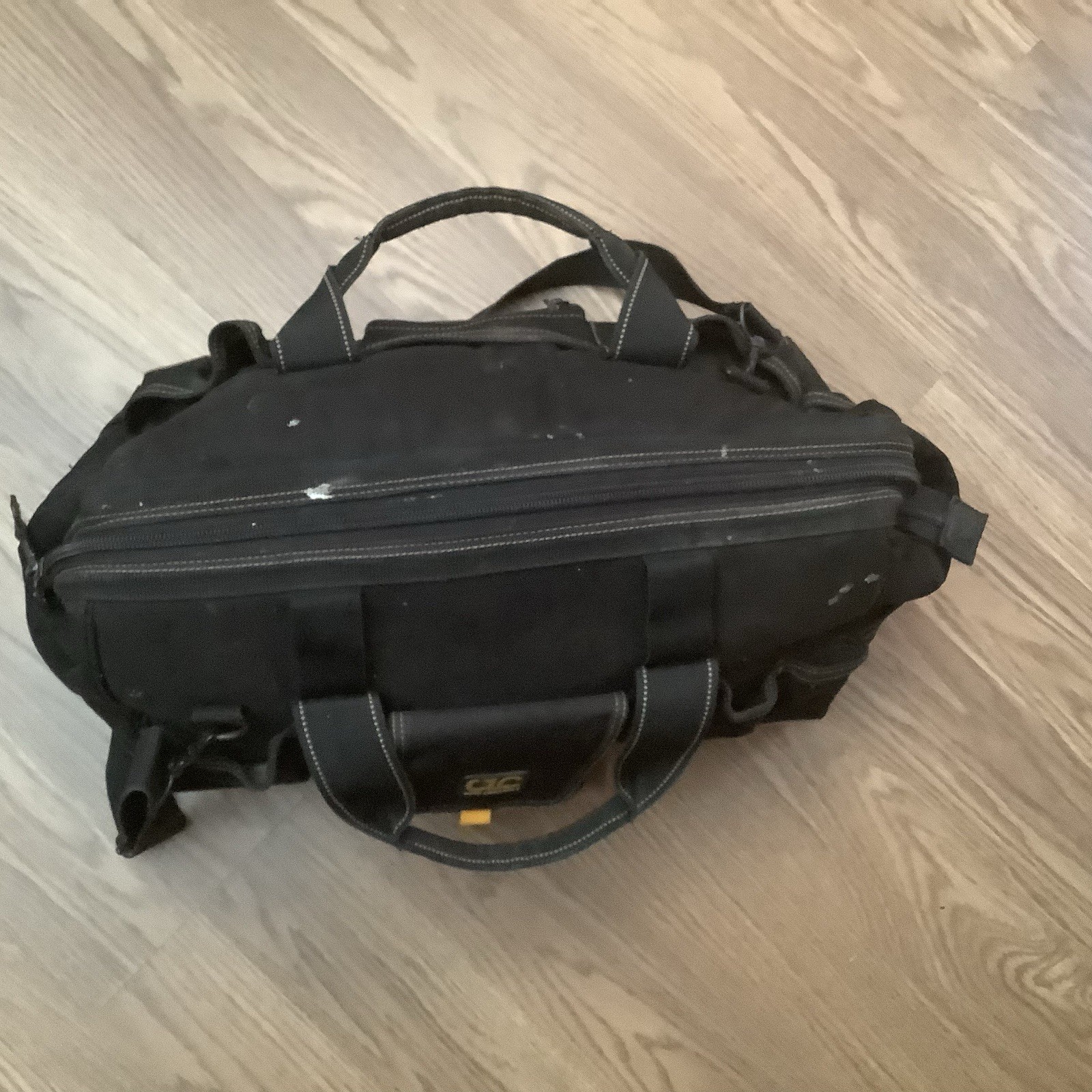 CLC 20 in. X 12 in. Polyester Tool Bag 20 Pockets Zip Closure Black -Read