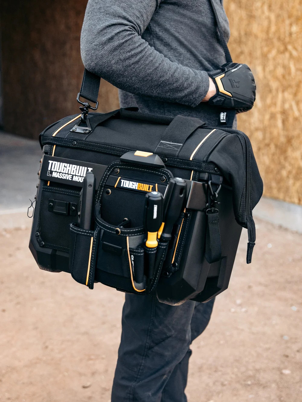 ToughBuilt ClipTech Series–16″ Heavy-Duty Massive Mouth Tool Bag