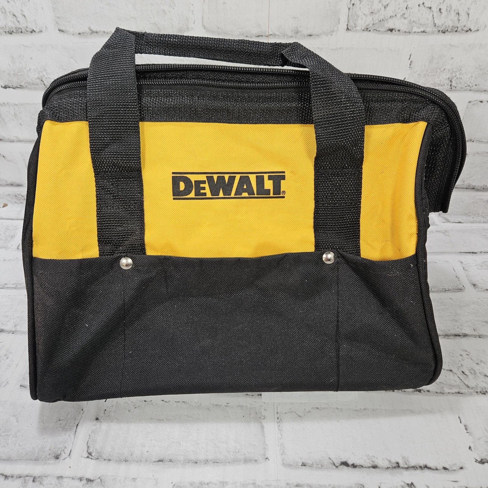 New Dewalt Heavy Duty Ballistic Nylon Tool Bag (13” x 10” x 10”) Handy for House