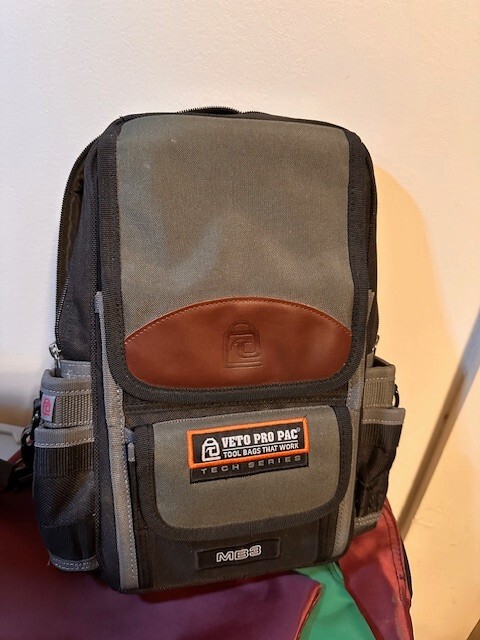 Veto Pro Pac MB3 Large Meter Bag, 15.47 x 14.96 x 4.37 in Great shape!