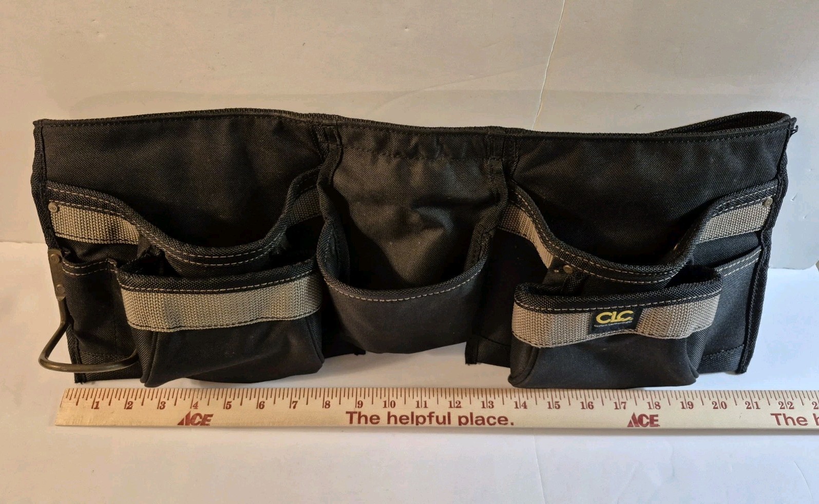 CLC Work Gear Black Polyester Tool Belt 7 Pockets 3 Sides Apron 42″ Waist