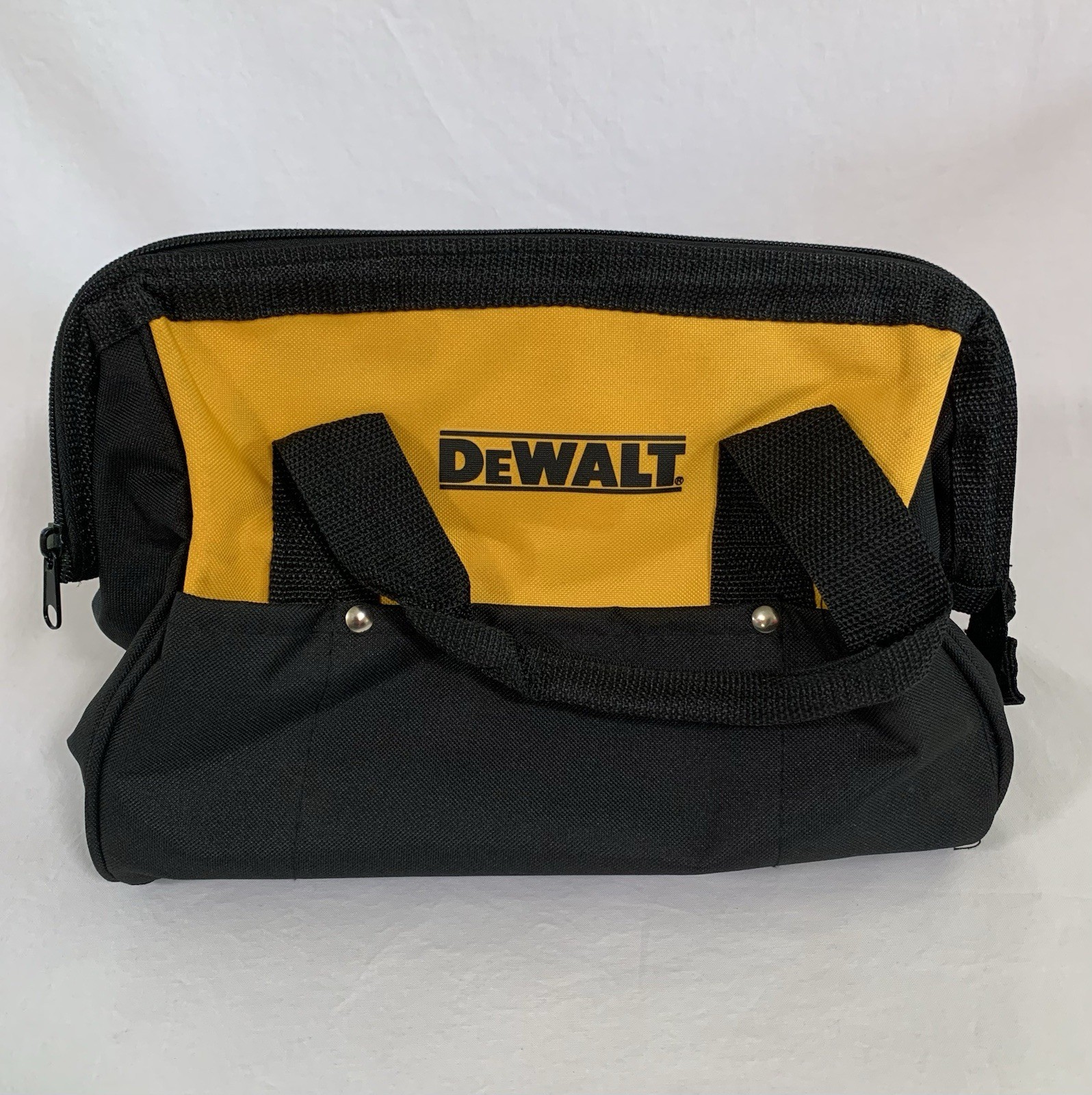 DeWalt 13″ x 10″ x 10″ Heavy Duty Nylon Tool Bag N037466.