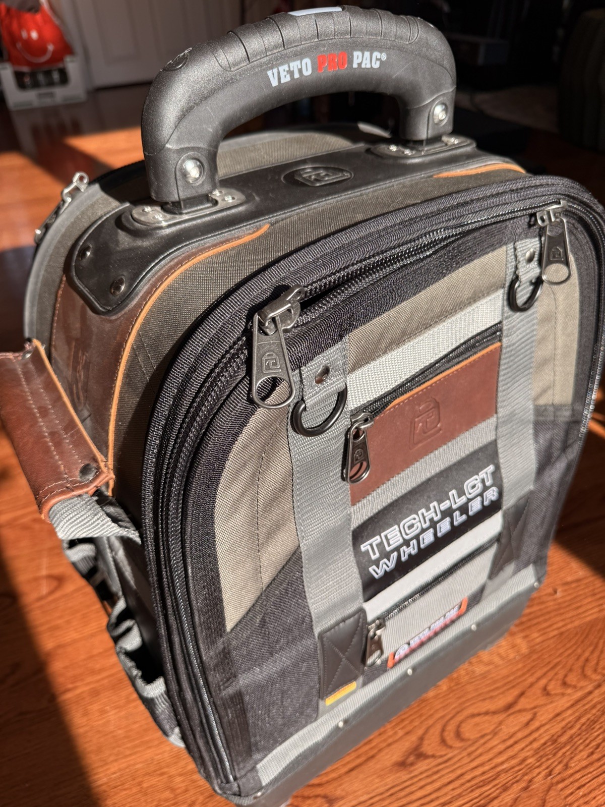 Veto Pro Pac Tech-LCT Wheeler Tall Wheeled Bag