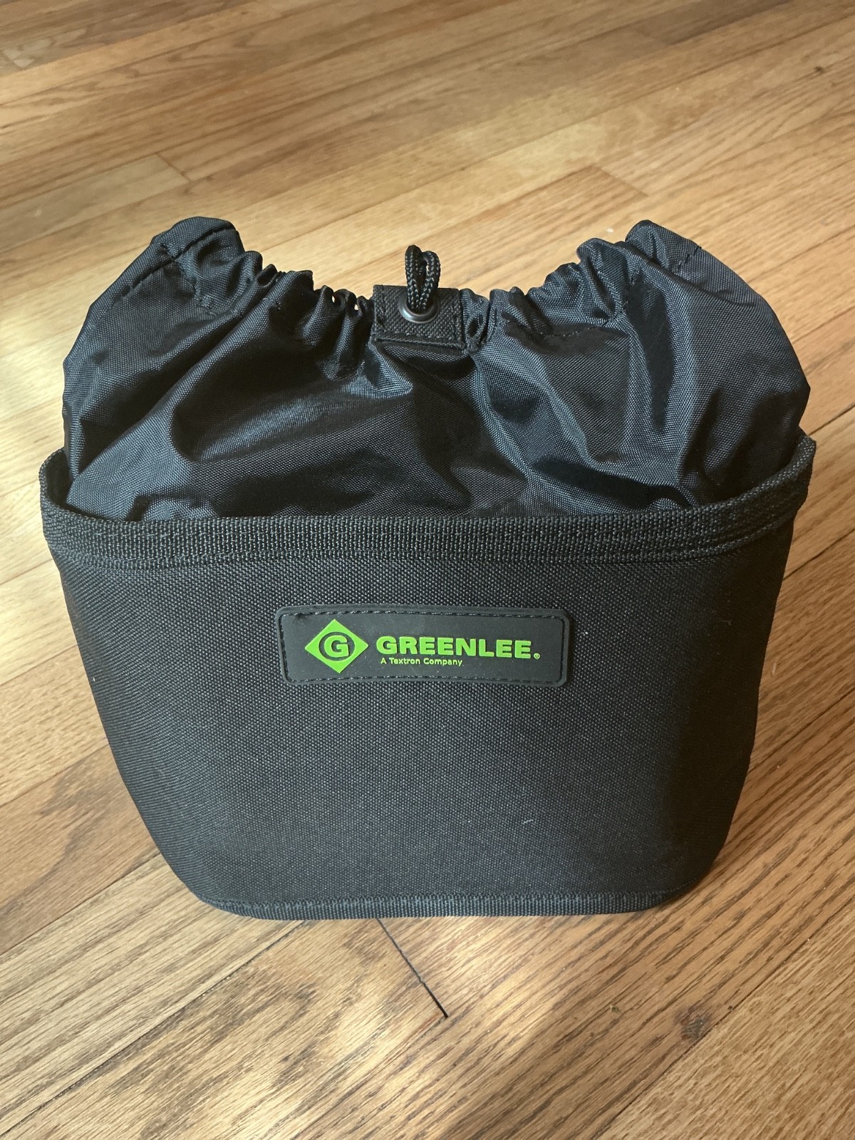 Greenlee 0158-18 heavy duty tool bag, black, 10 pocket
