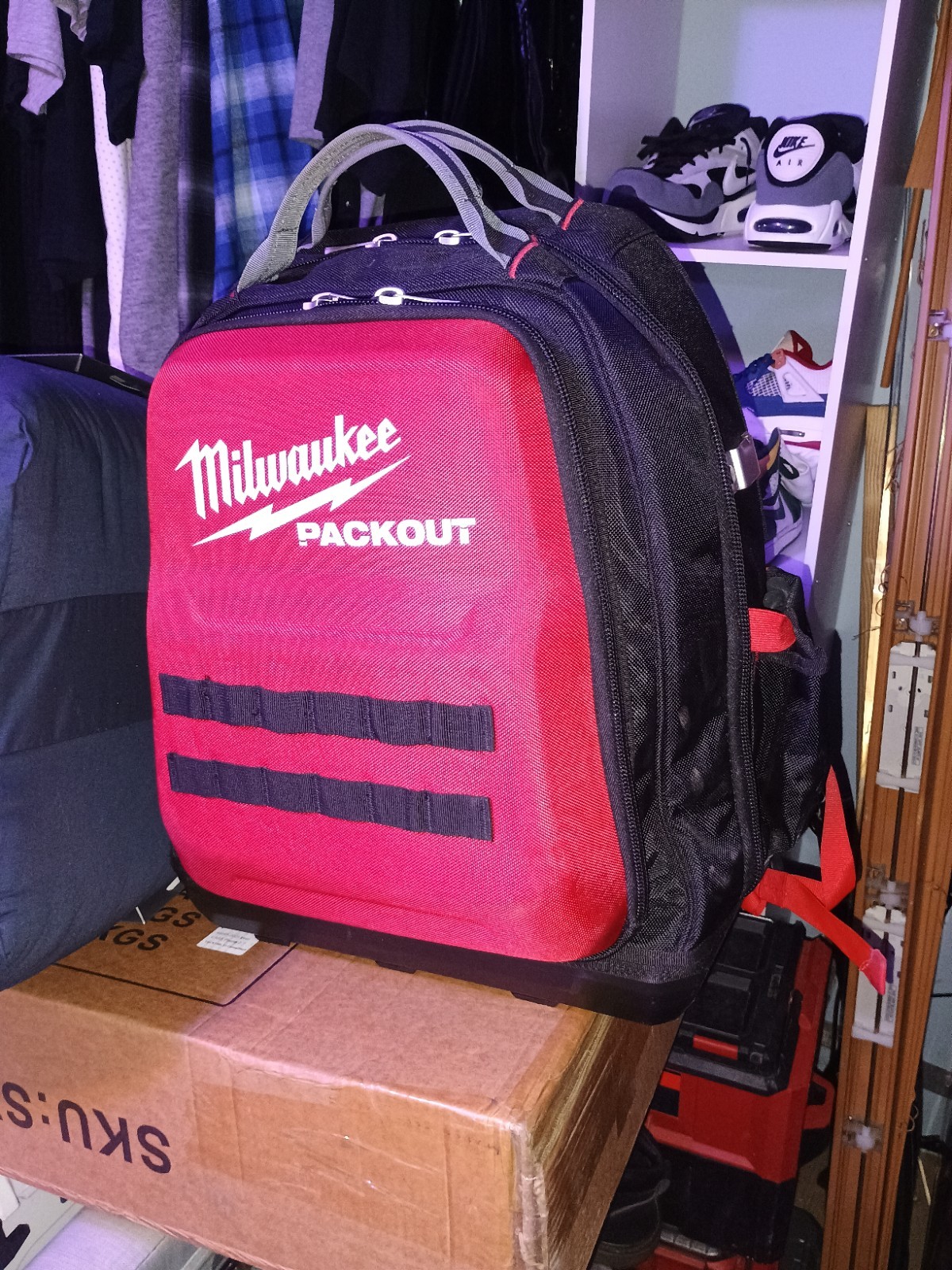 Milwaukee Packout Backpack 15″ Heavy-Duty Zippers, Reinforced Side Walls, Red