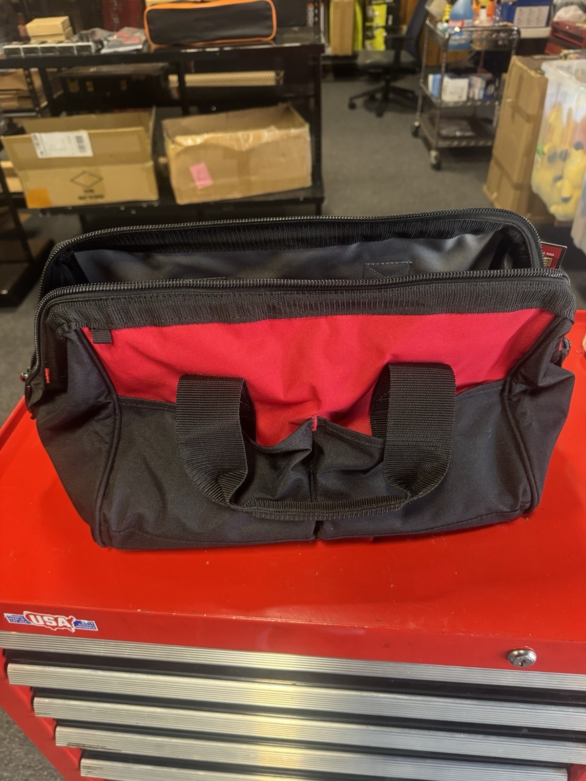 Husky 15 in Tool Bag 8 Pocket Zippered Top Water Resistant 398 900 #15267729