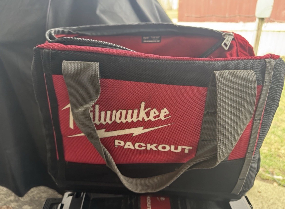 Milwaukee 15″ Packout Tool Bag/Tote (Model # 48-22-8321) ??