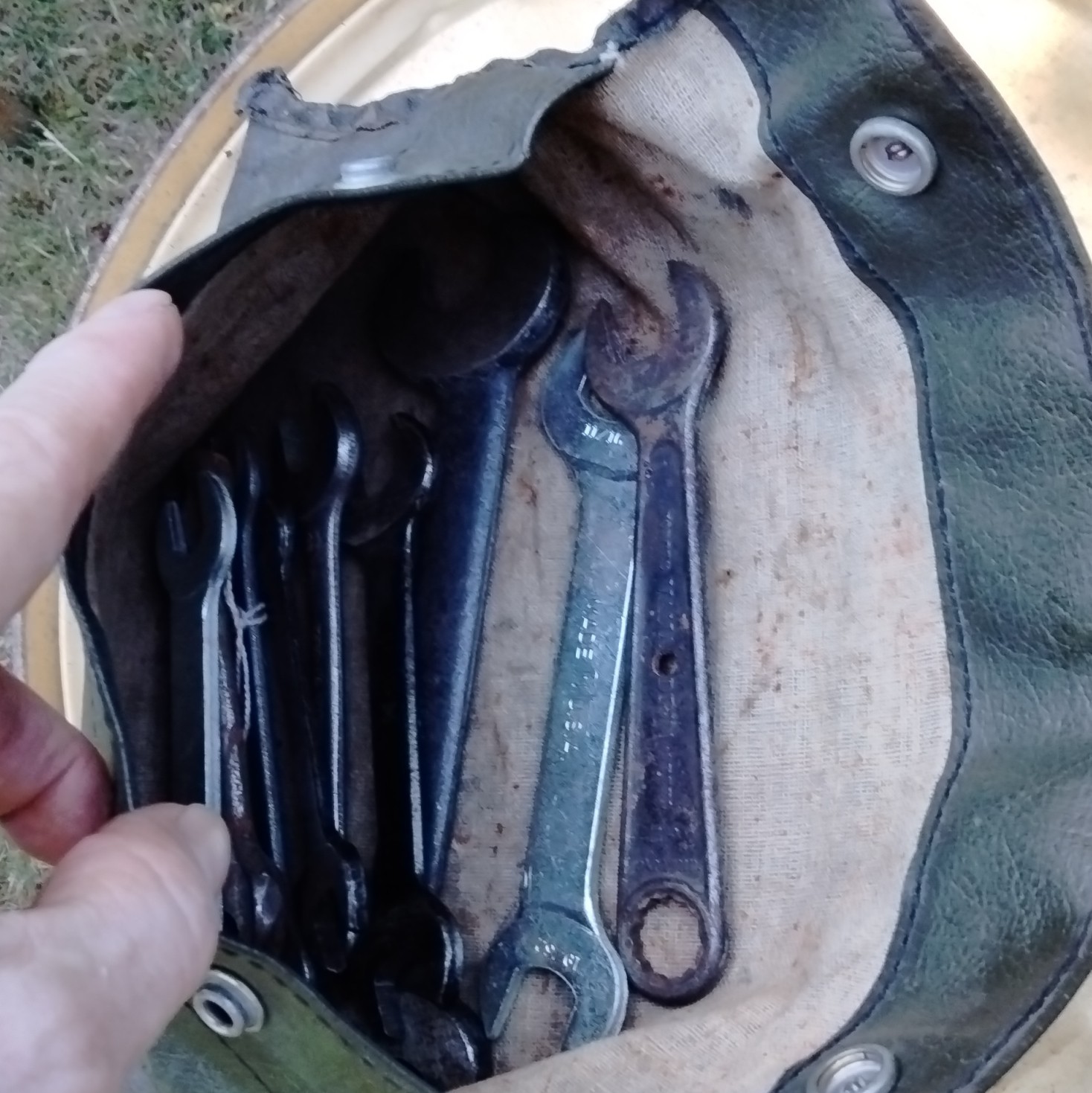 Green Leather Tool Pouch Bag, Snap Closure, Single Item, tools included