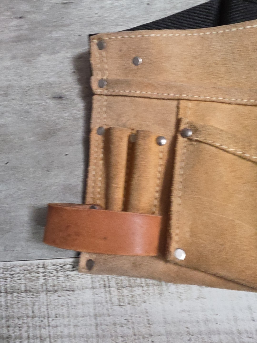 CLC Work Gear Leather Work Tool Belt No. 370X2 Adjustable Leather Hammer Loop +