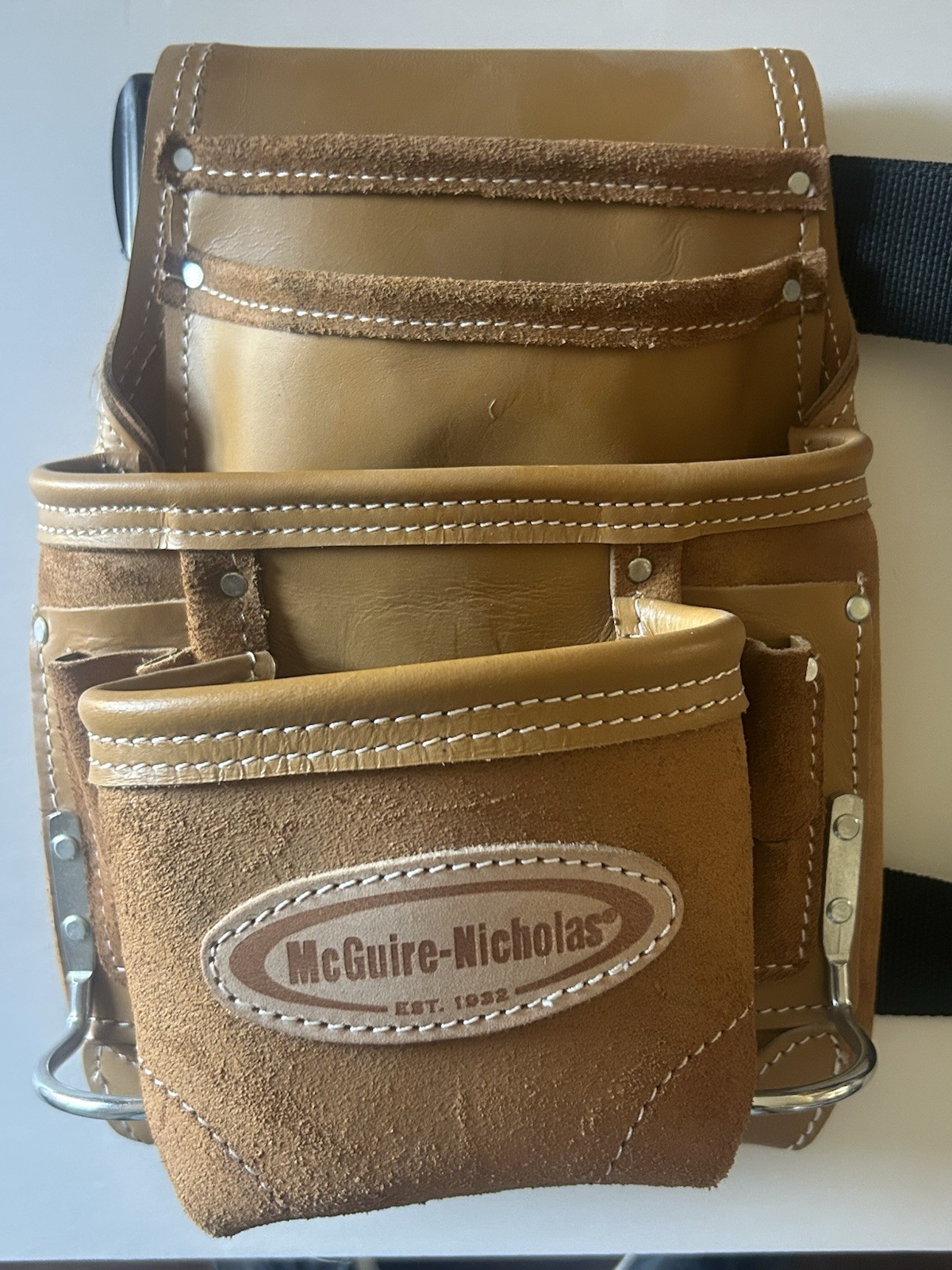 McGuire Nicholas Leather Tool Belt Pouch. Great Shape!