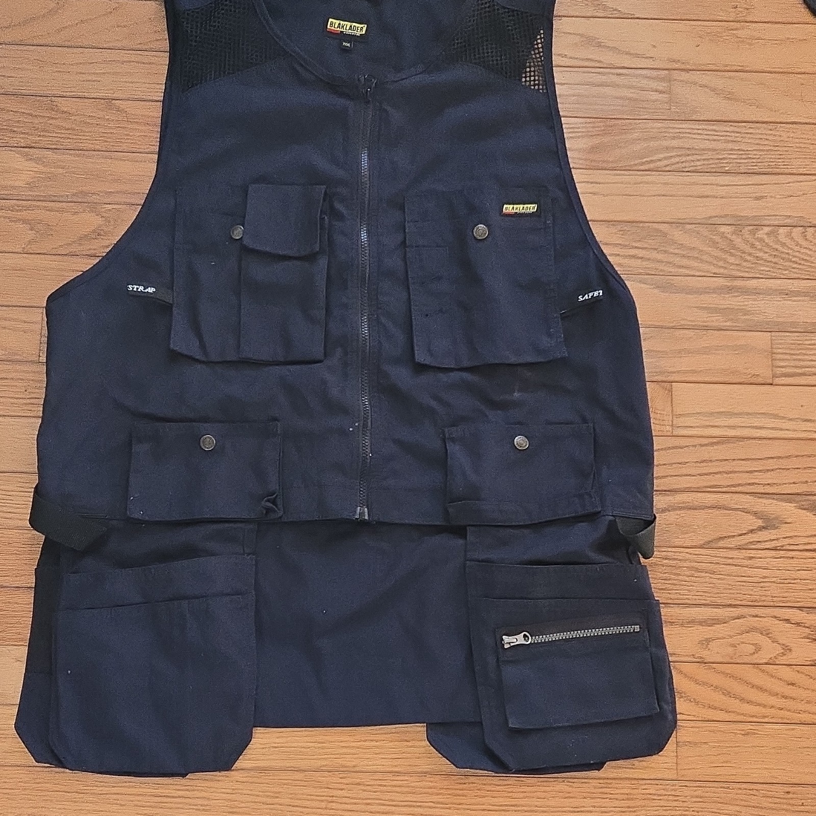 Blåkläder Tool Vest XXXL Black Multiple Pockets Zipper Closure Mesh Back