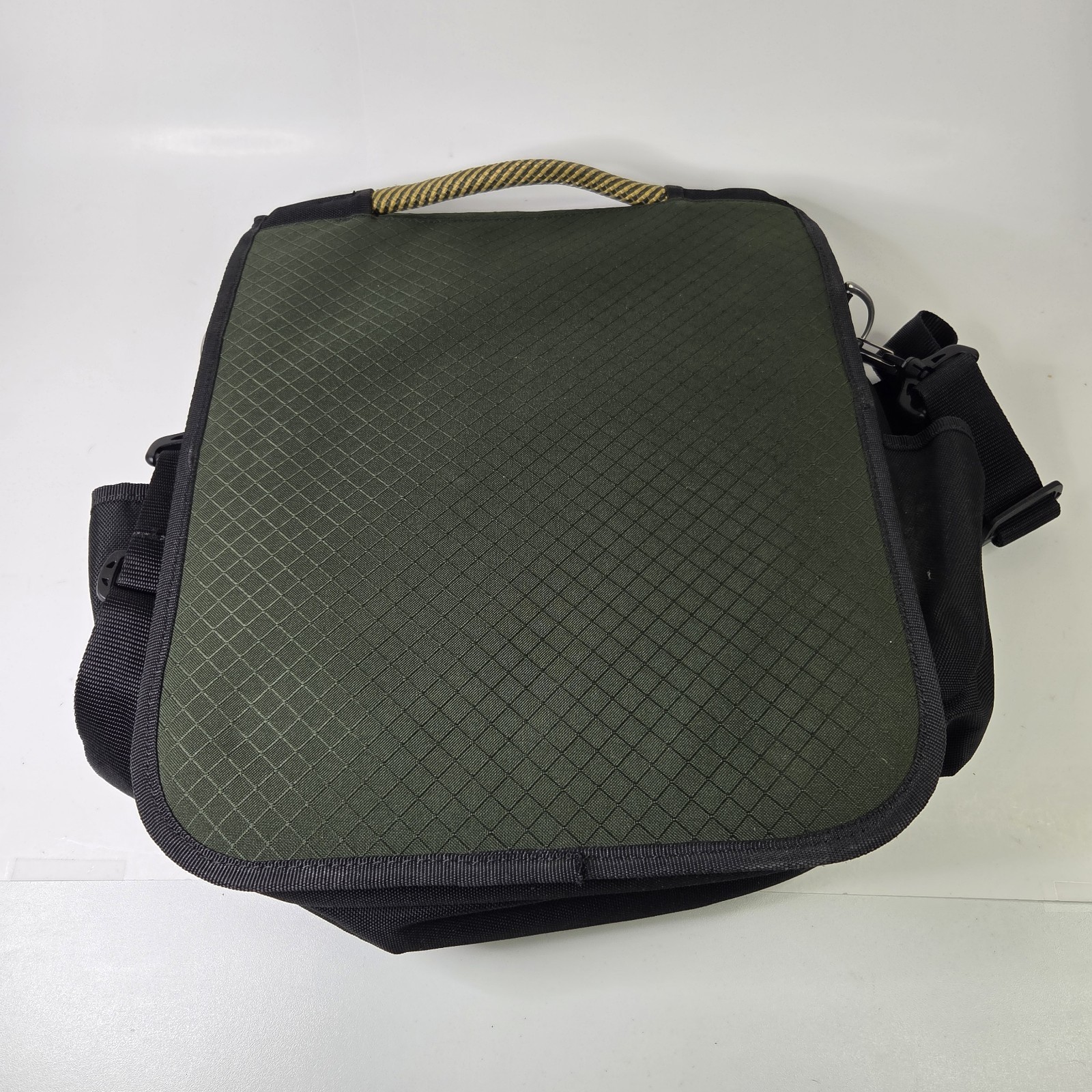 Duluth Trading Co Electrician Tool Laptop Storage Shoulder Bag Black Green