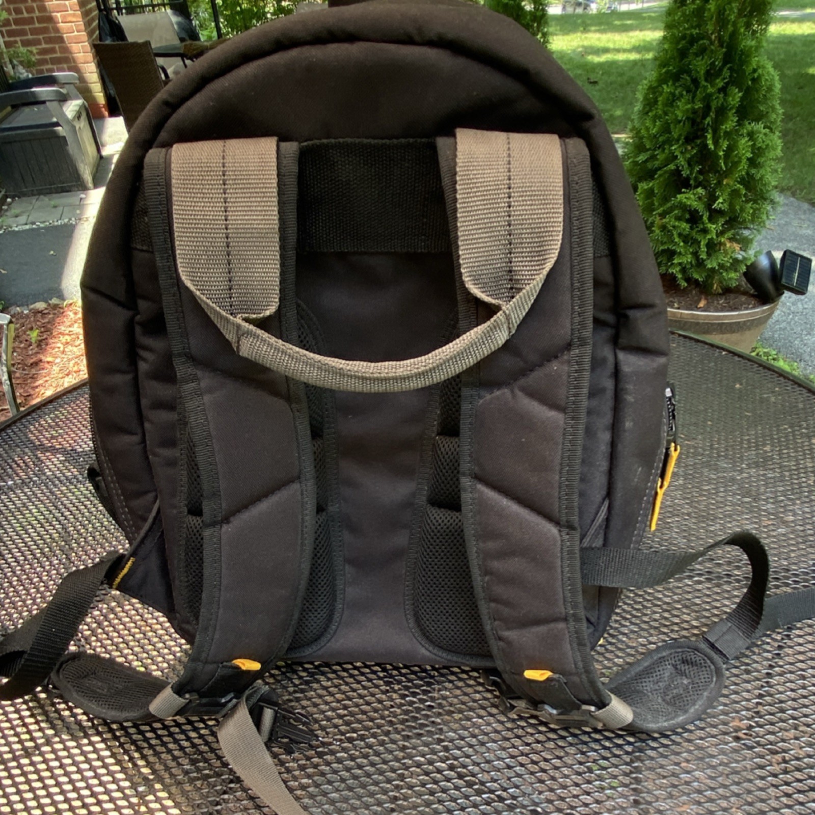 CLC Tech Gear Tool Backpack Padded Straps Handle Black/Brown/Yellow